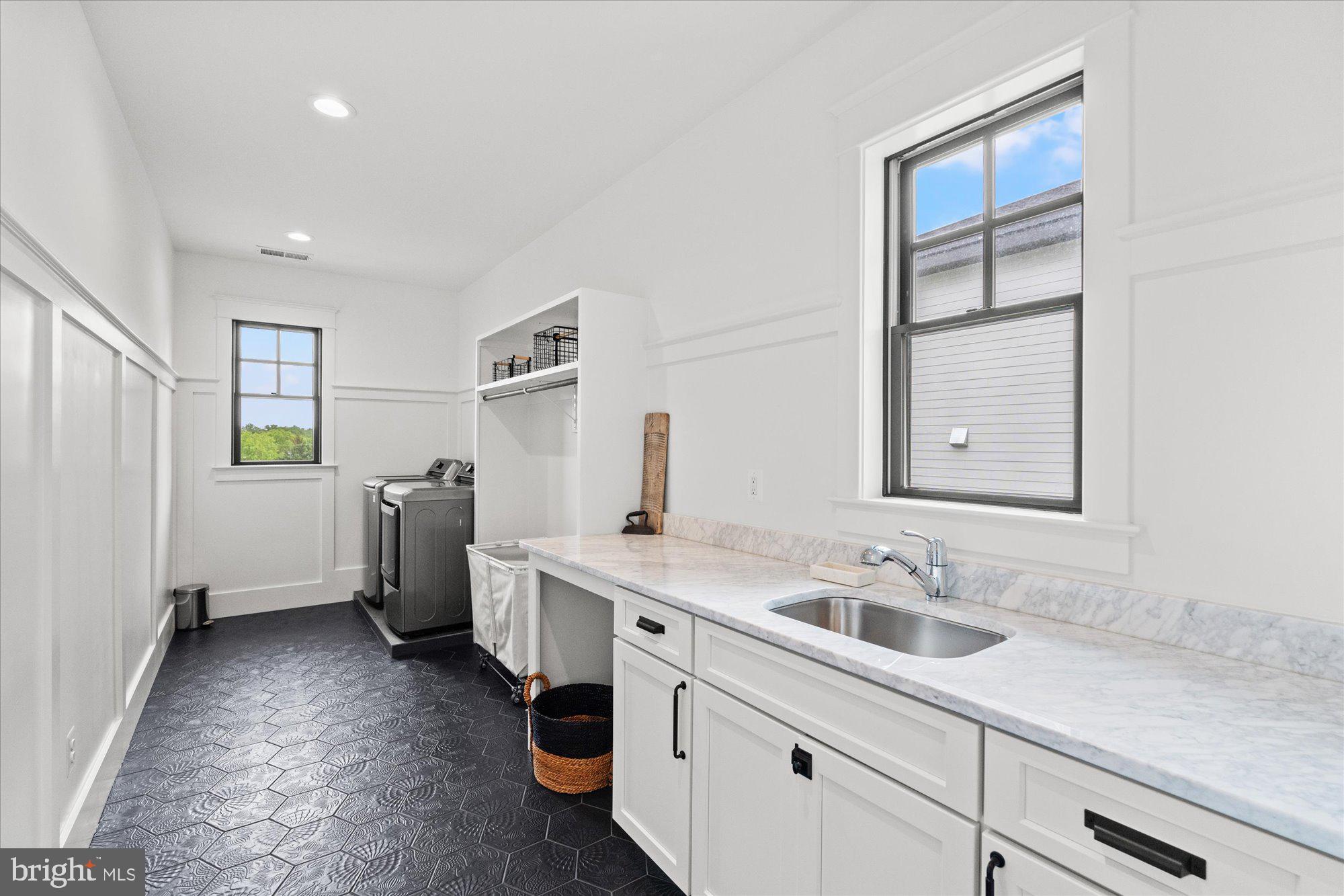 CHESTERBROOK GARDENS - Residential