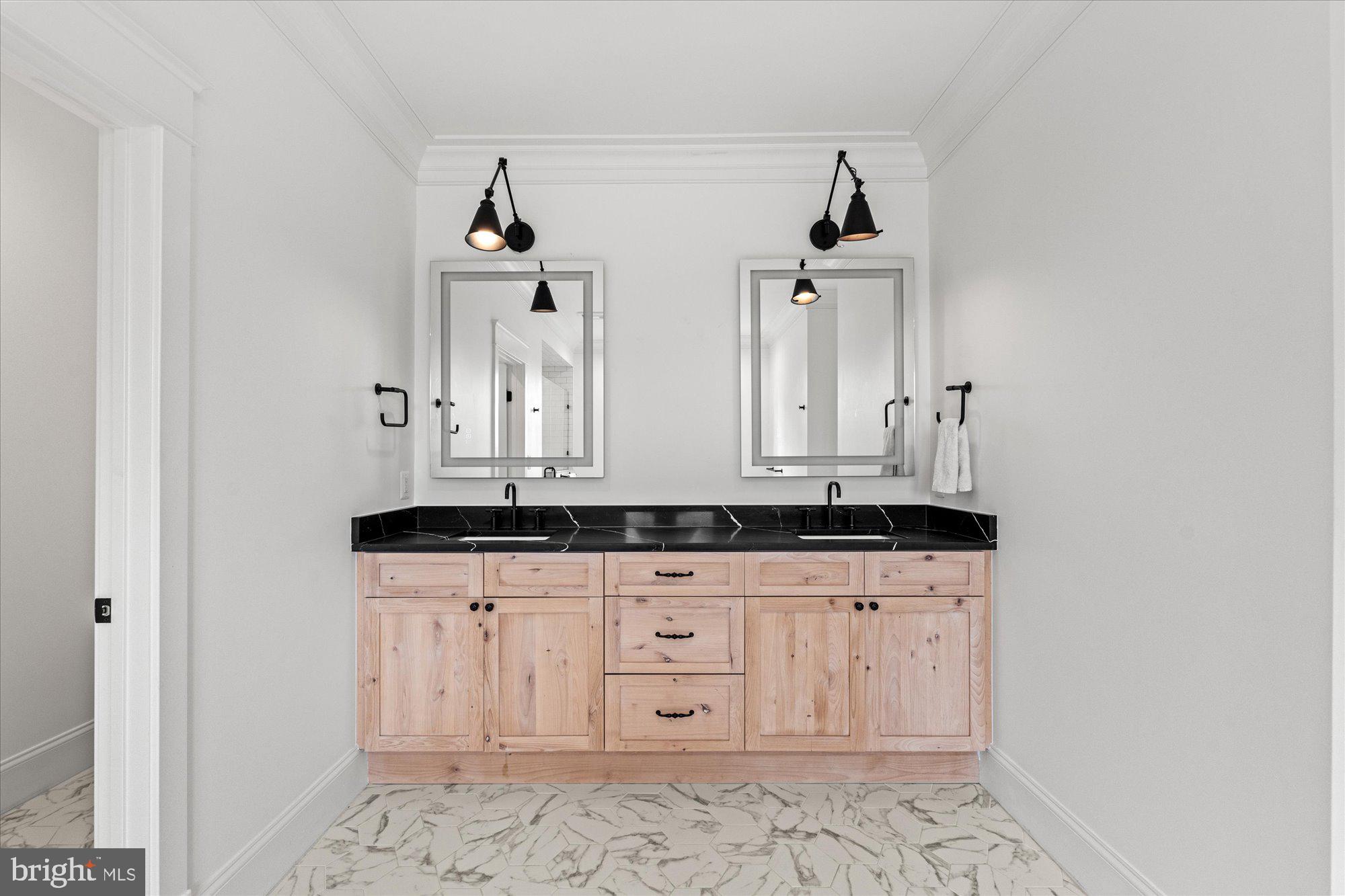 CHESTERBROOK GARDENS - Residential