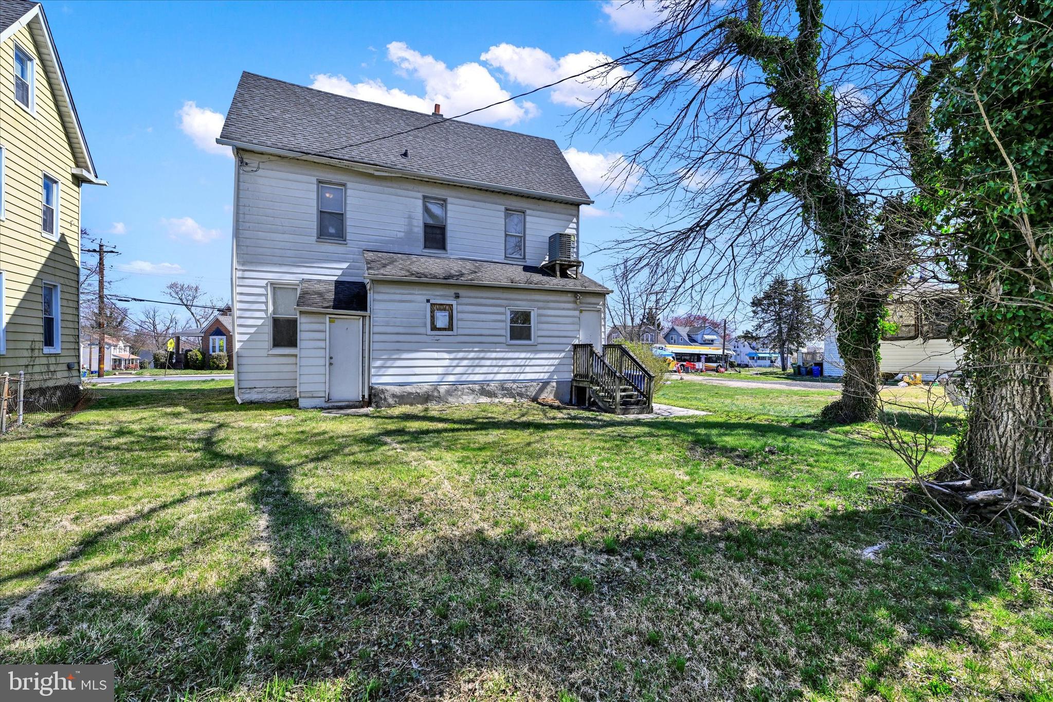 GARDENVILLE - Residential