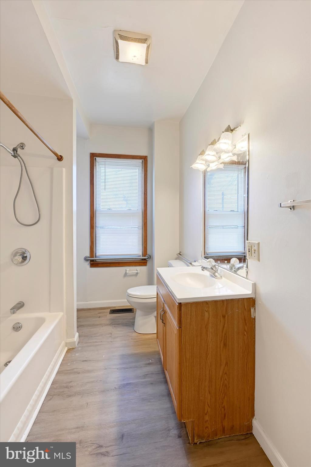 GARDENVILLE - Residential