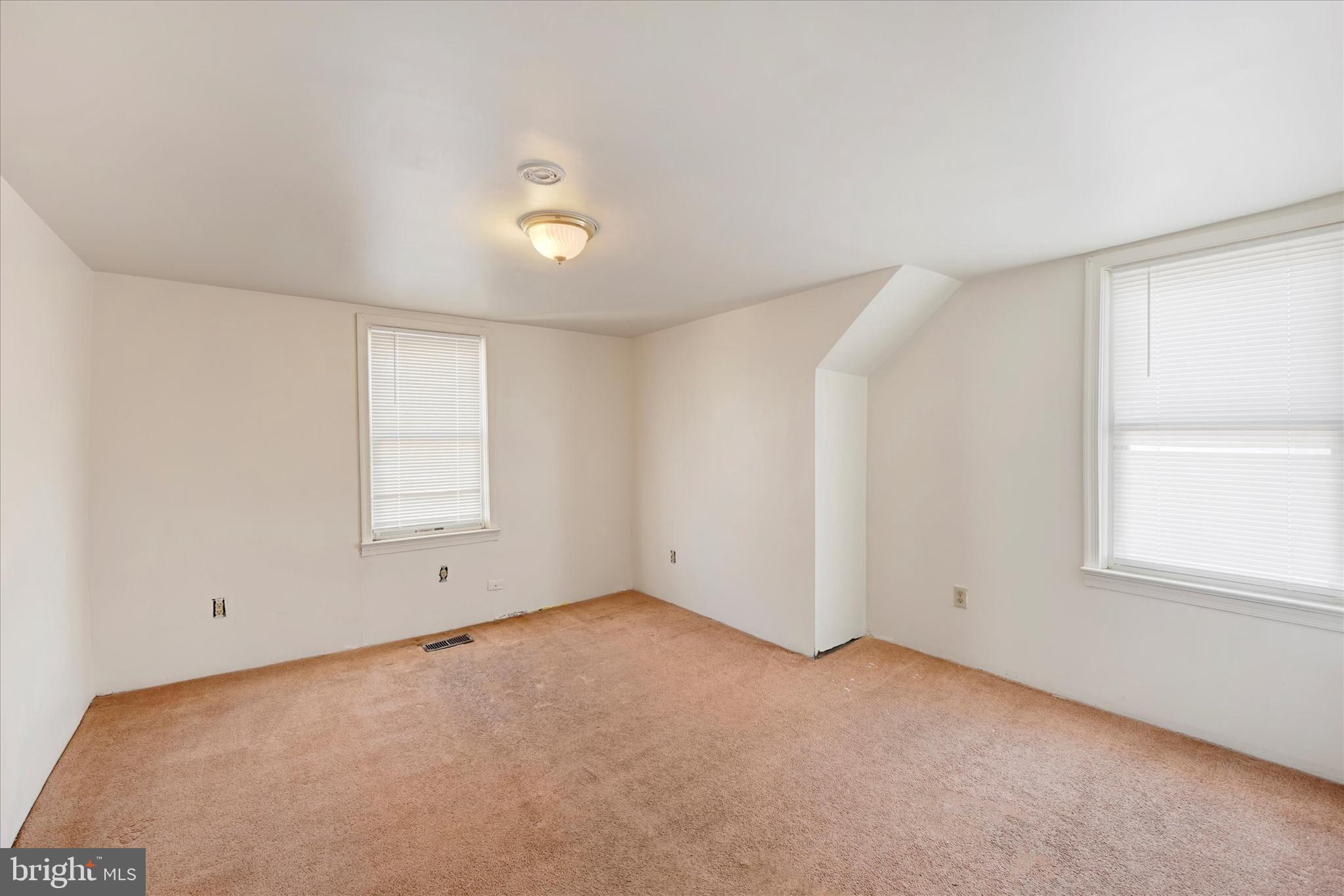 GARDENVILLE - Residential