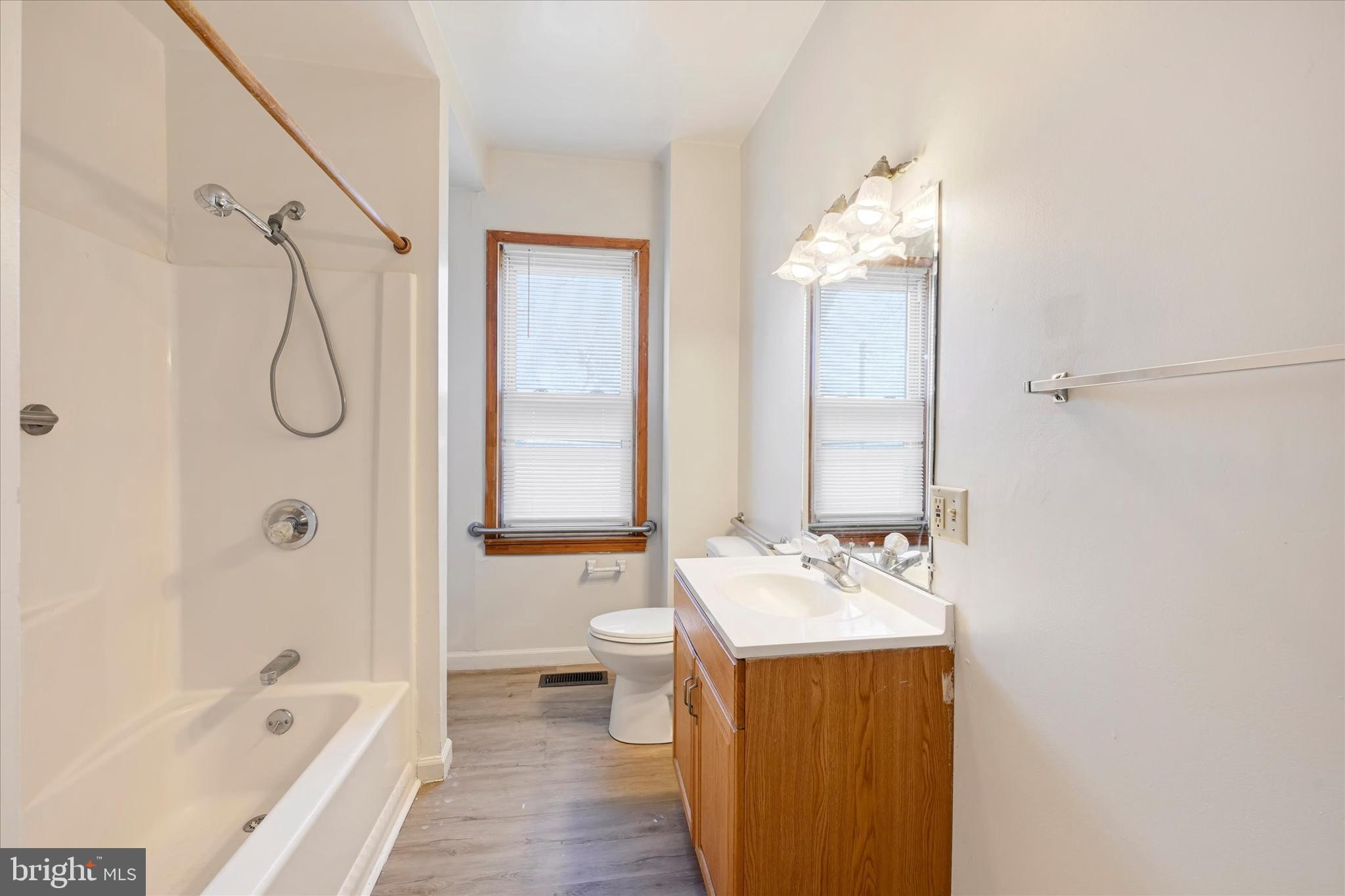 GARDENVILLE - Residential