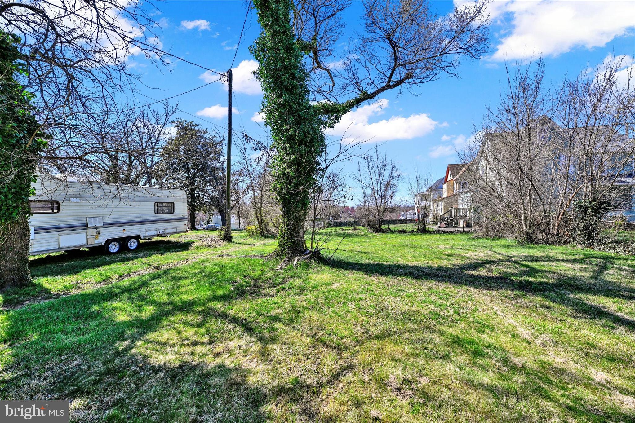 GARDENVILLE - Residential