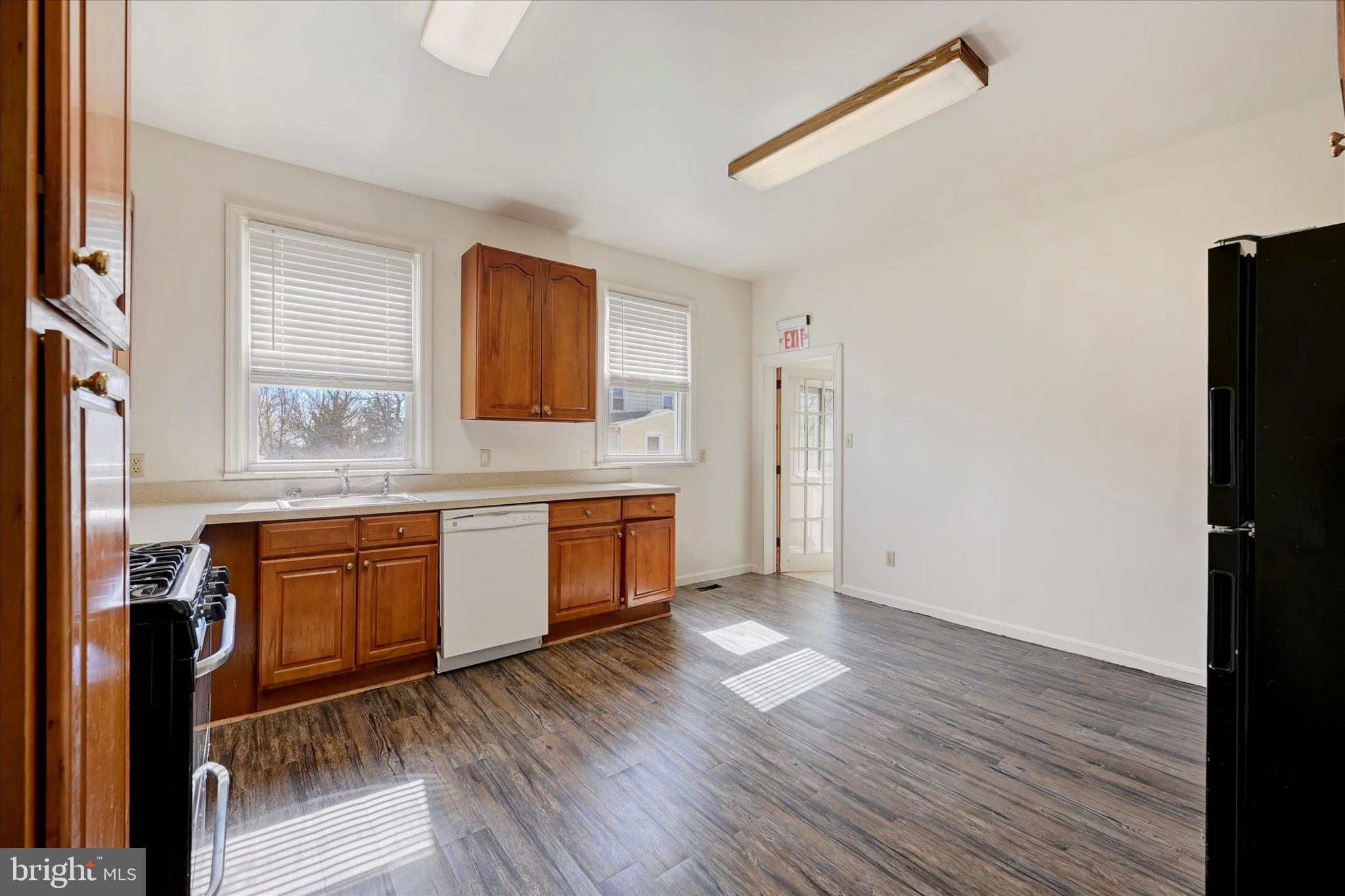 GARDENVILLE - Residential