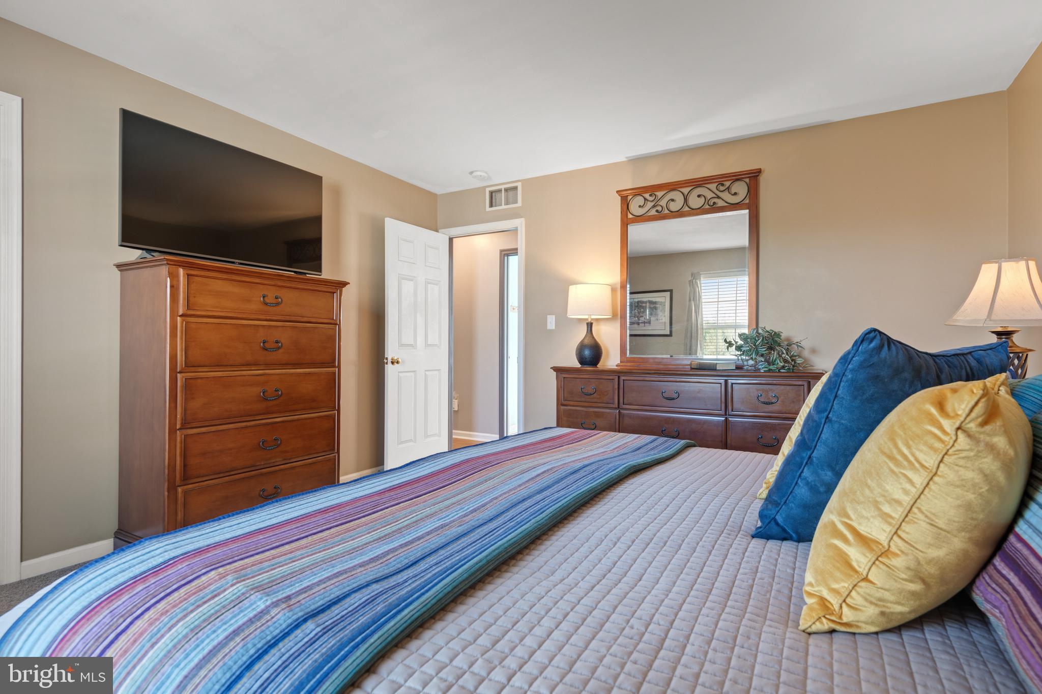 PEBBLE CREEK - Residential