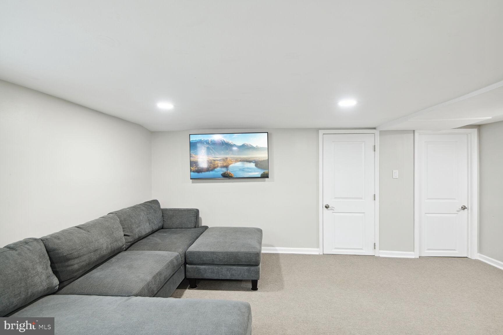 BELTSVILLE - Residential