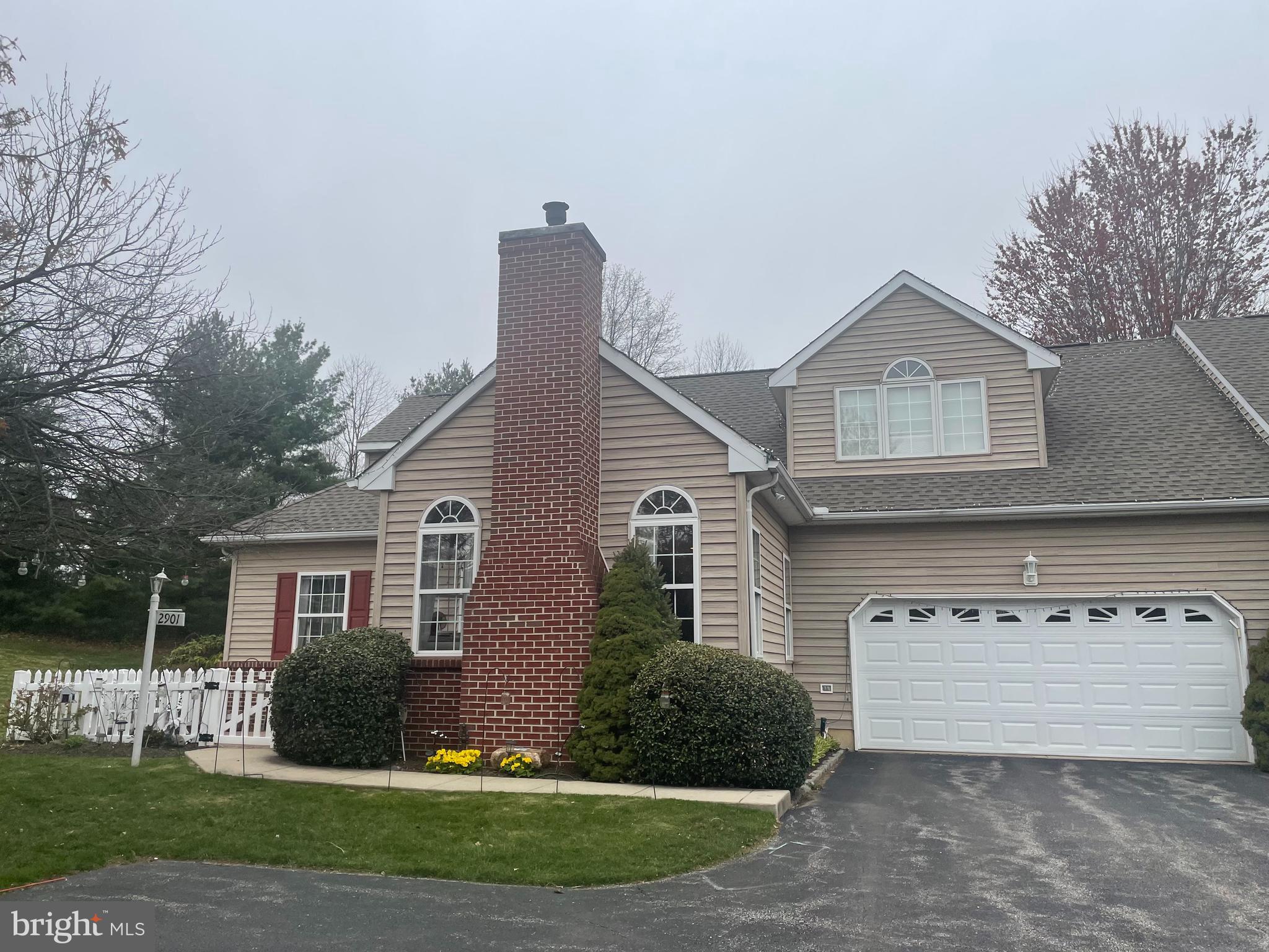 Carriage home in Garnet Valley Schools. Excellent condition, finished basement. Plenty of natural light in these rooms! It can be rented for more than a 1 year term if desired. It is one of the largest homes in this development and is ready to be moved in immediately! Screened in porch to enjoy the very private back yard area. Very large bedrooms.