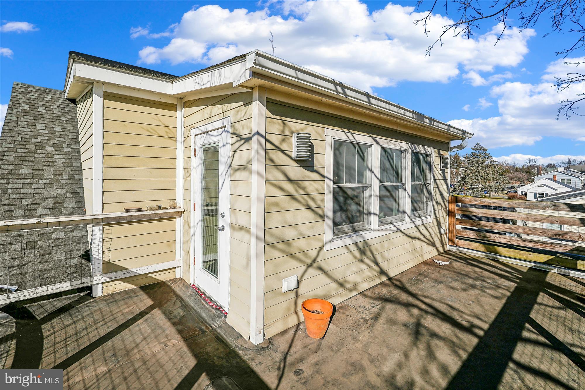 FAIRVIEW - Residential