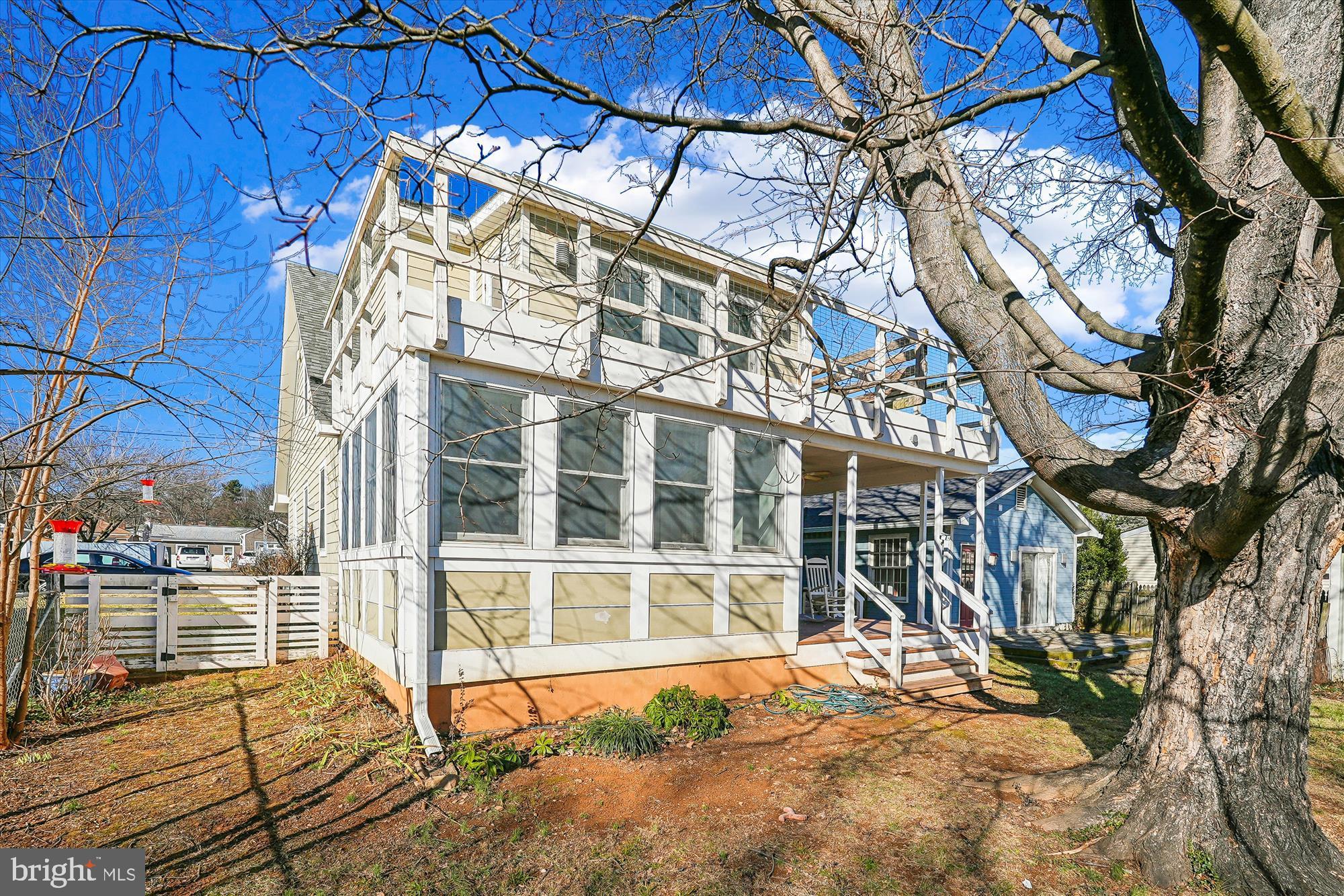 FAIRVIEW - Residential