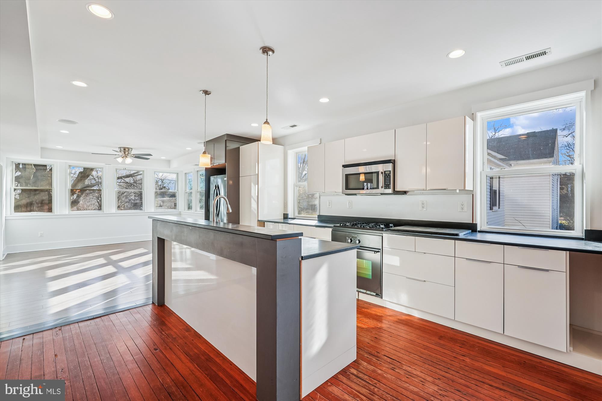 FAIRVIEW - Residential