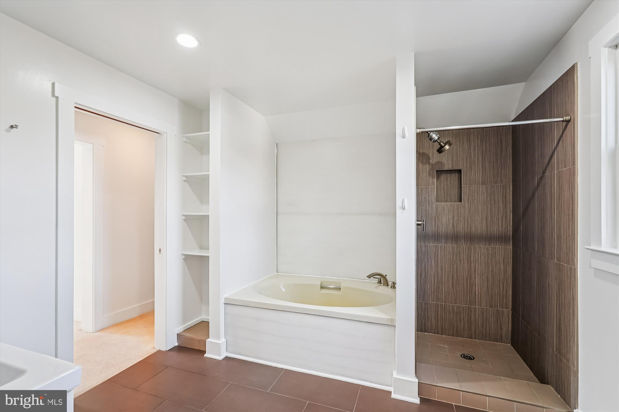 FAIRVIEW - Residential