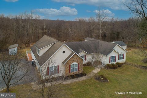217 DEER TRAIL SHEPHERDSTOWN WV 25443