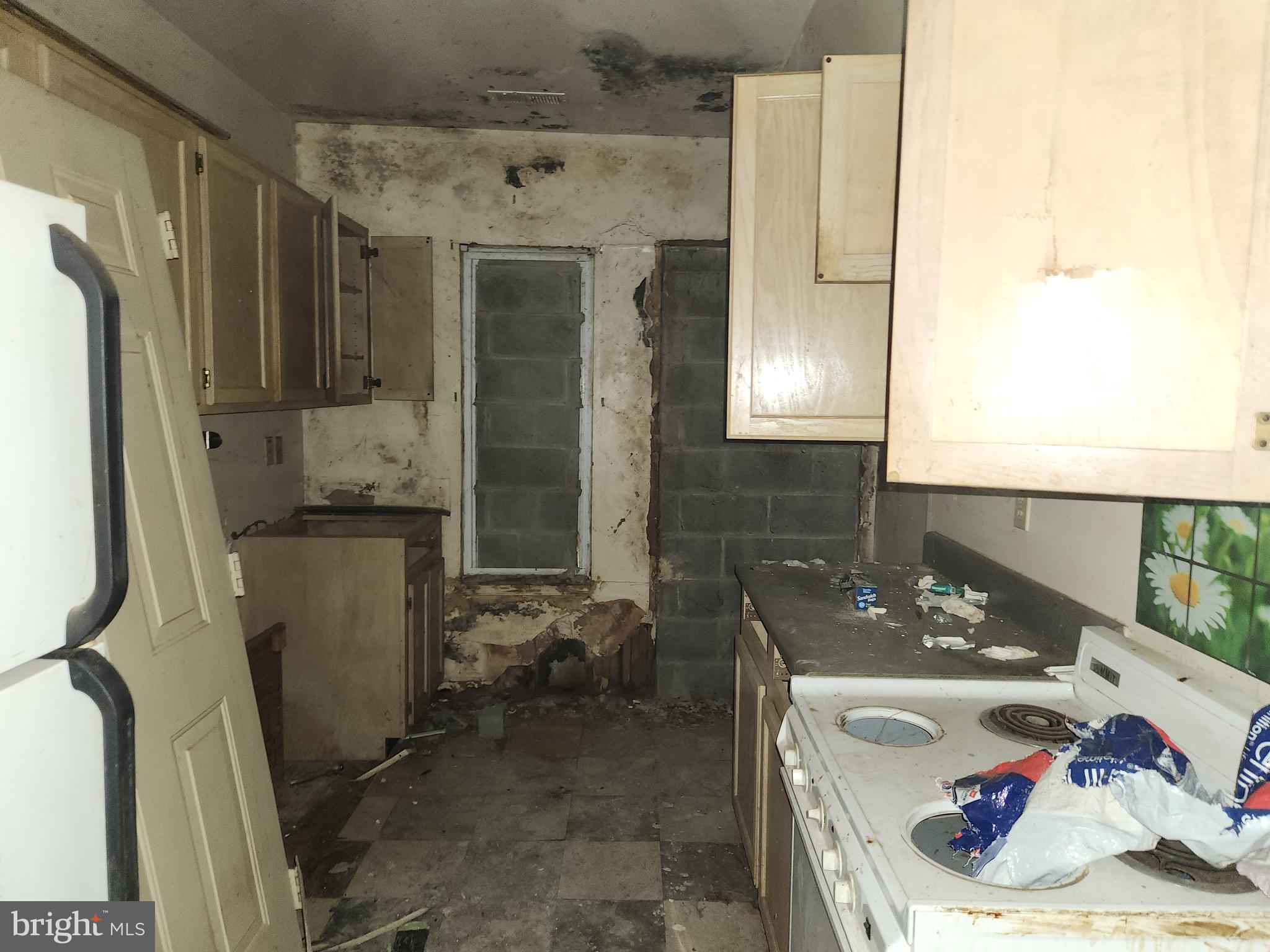 SANDTOWN-WINCHESTER - Residential