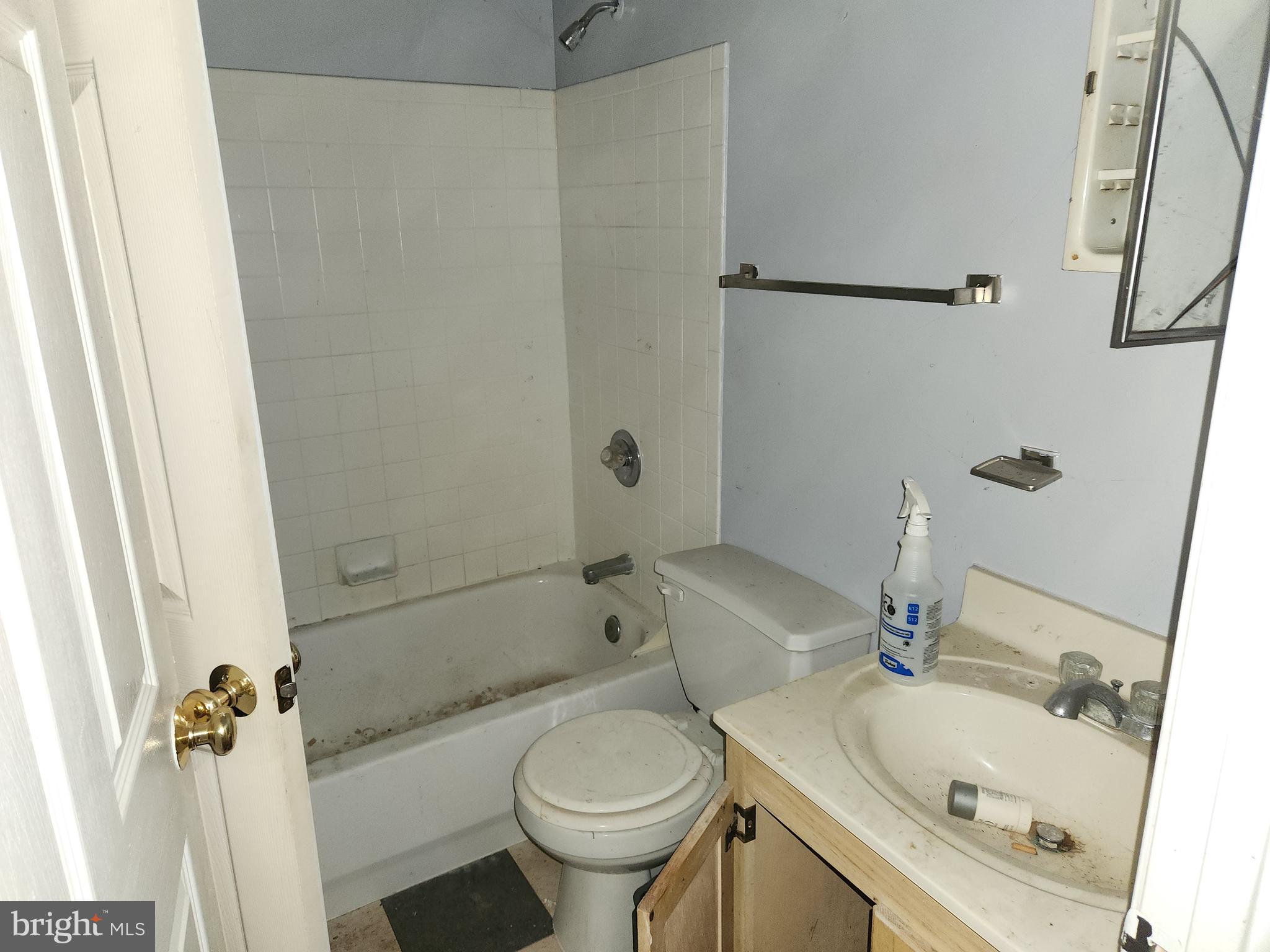 SANDTOWN-WINCHESTER - Residential