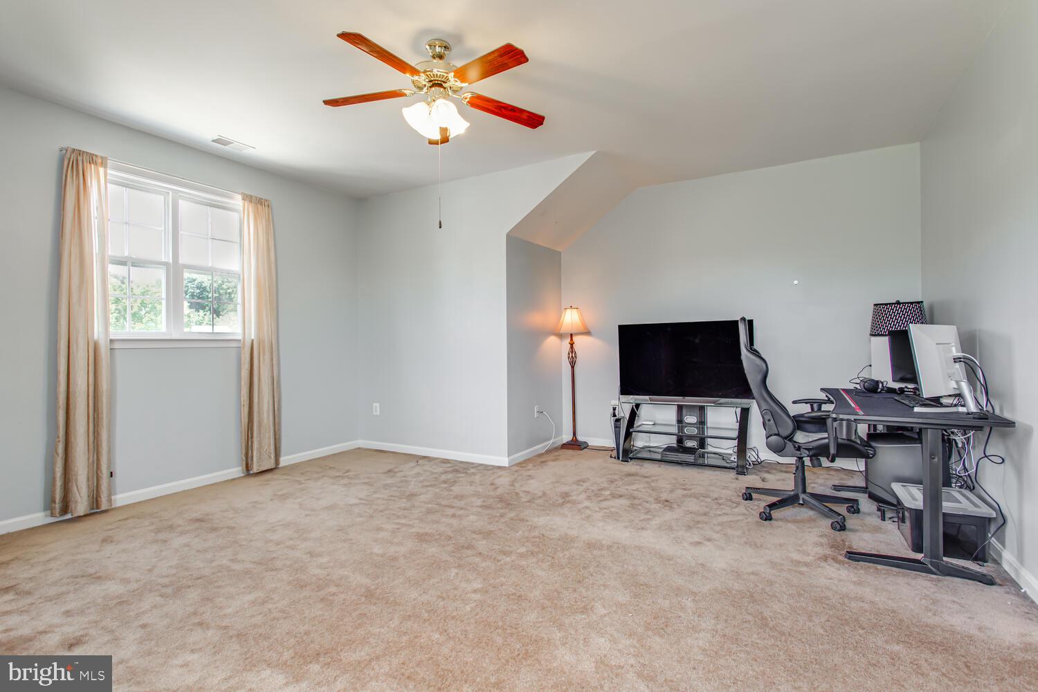 STRAWBERRY HILLS ESTATES - Residential