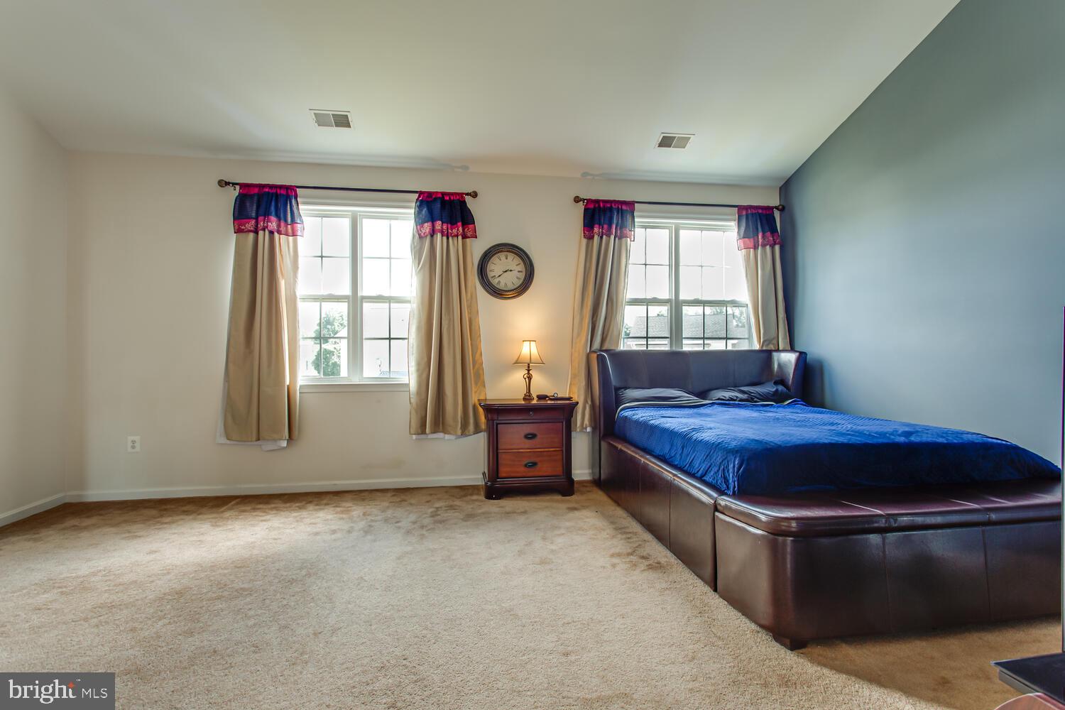 STRAWBERRY HILLS ESTATES - Residential