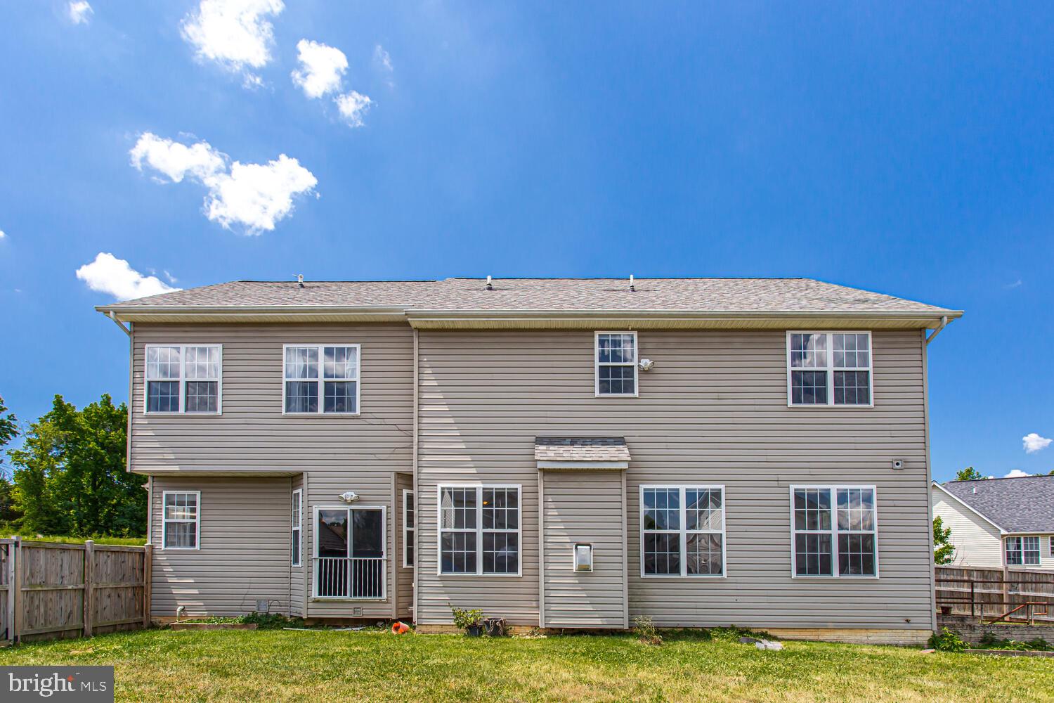 STRAWBERRY HILLS ESTATES - Residential