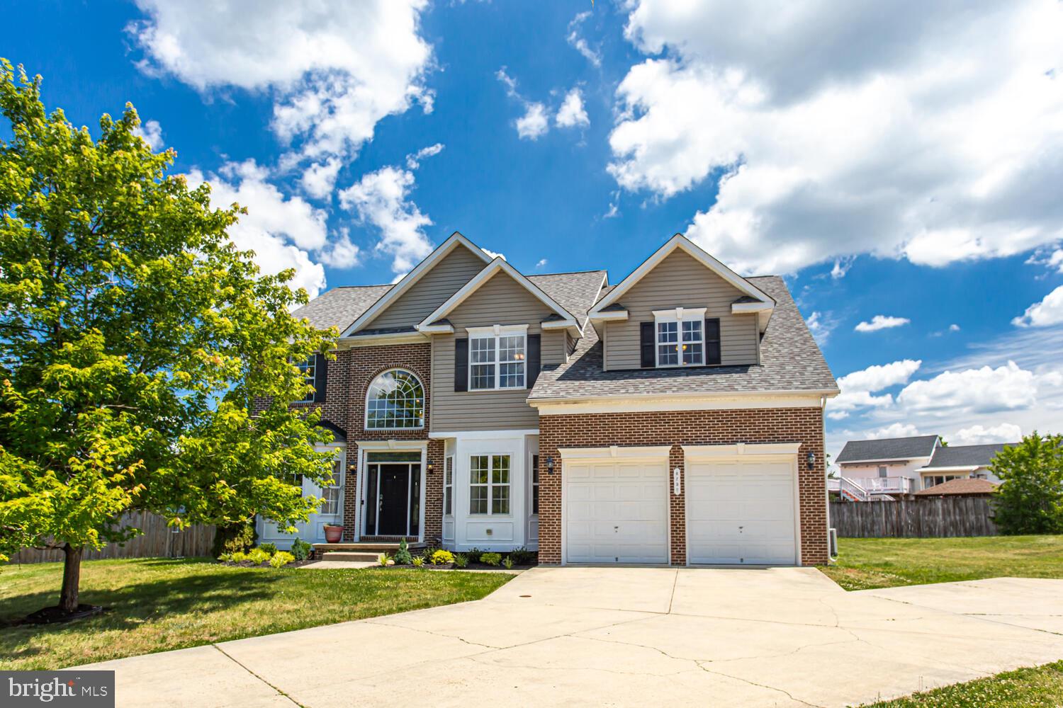 STRAWBERRY HILLS ESTATES - Residential