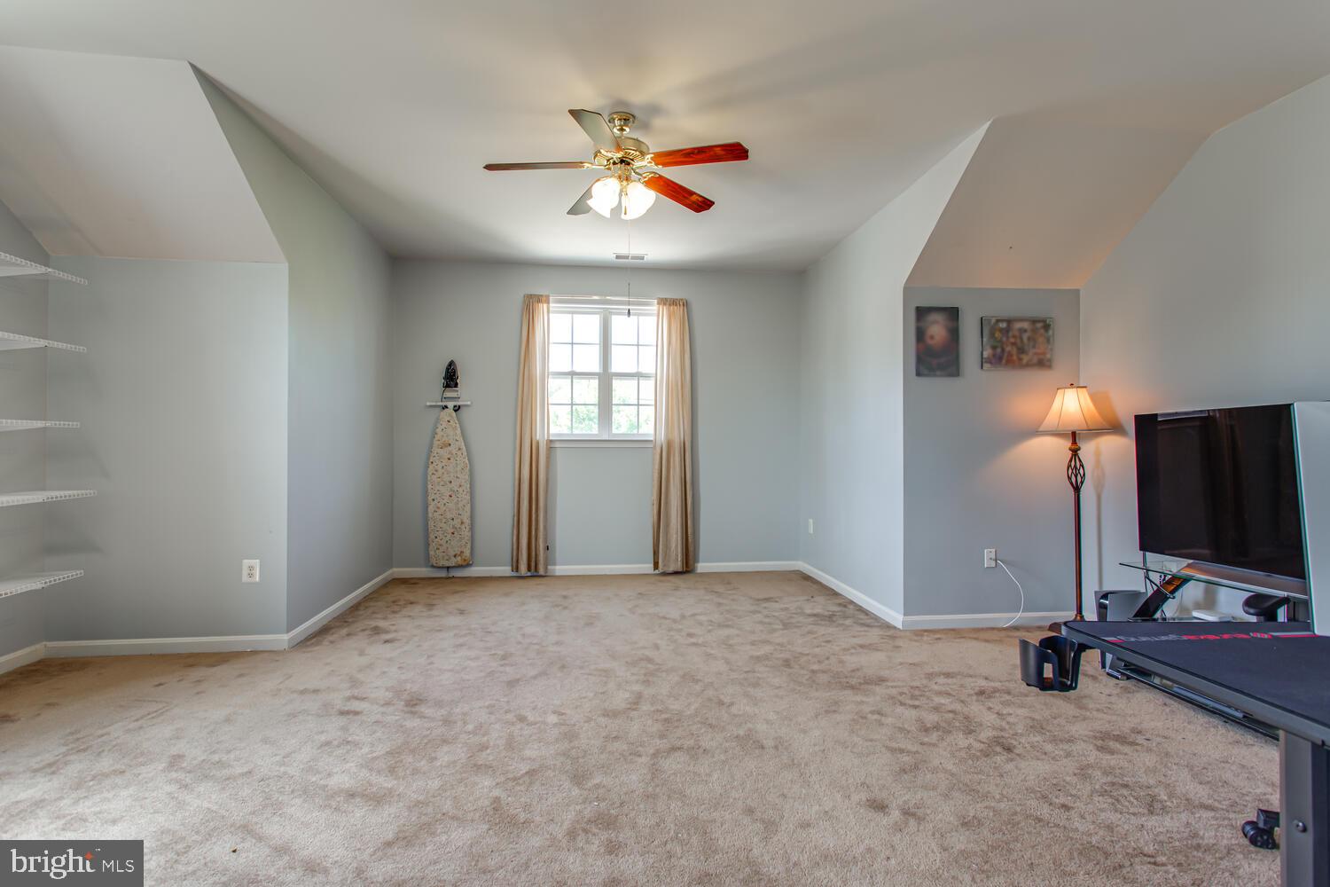 STRAWBERRY HILLS ESTATES - Residential