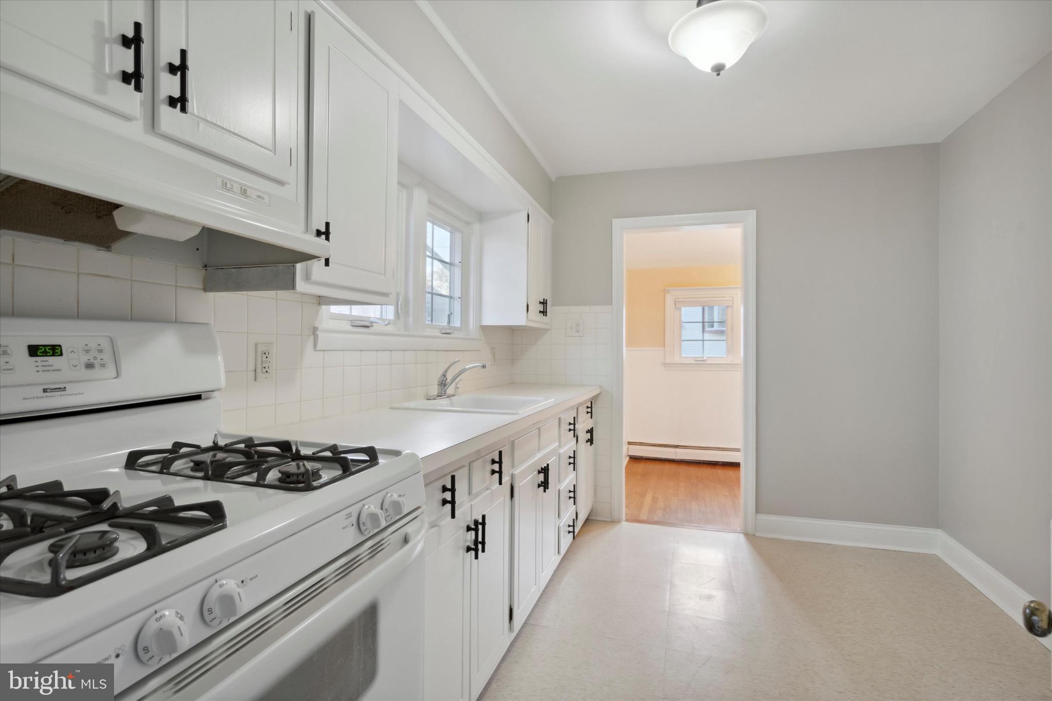 ARDMORE PARK - Residential