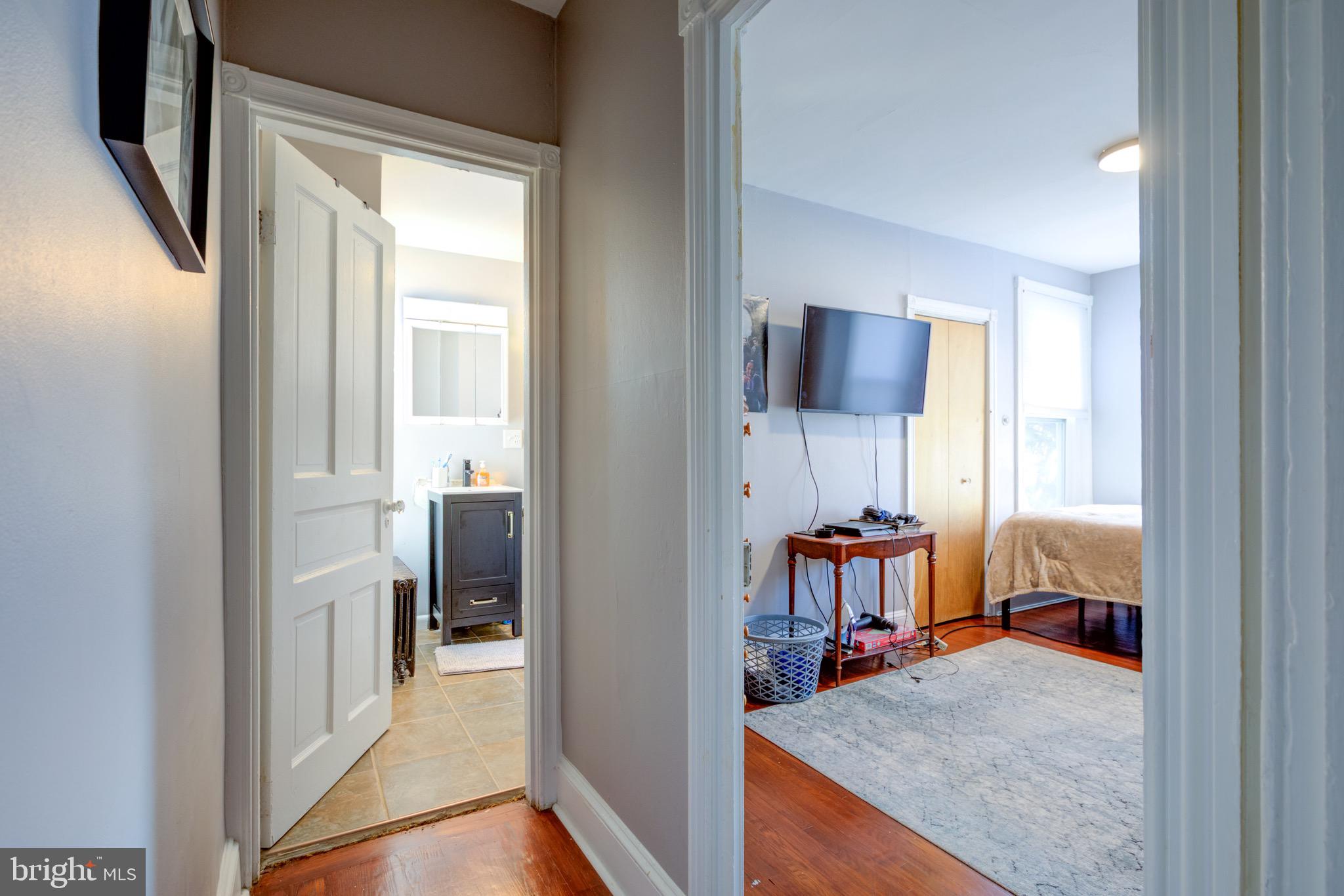 ROXBOROUGH - Residential Lease