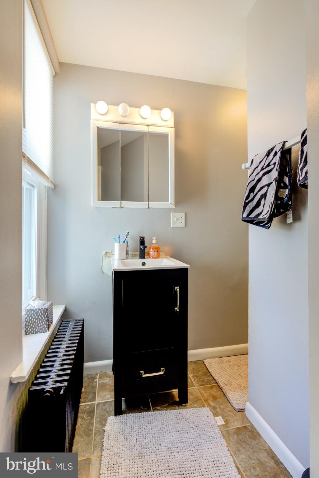 ROXBOROUGH - Residential Lease