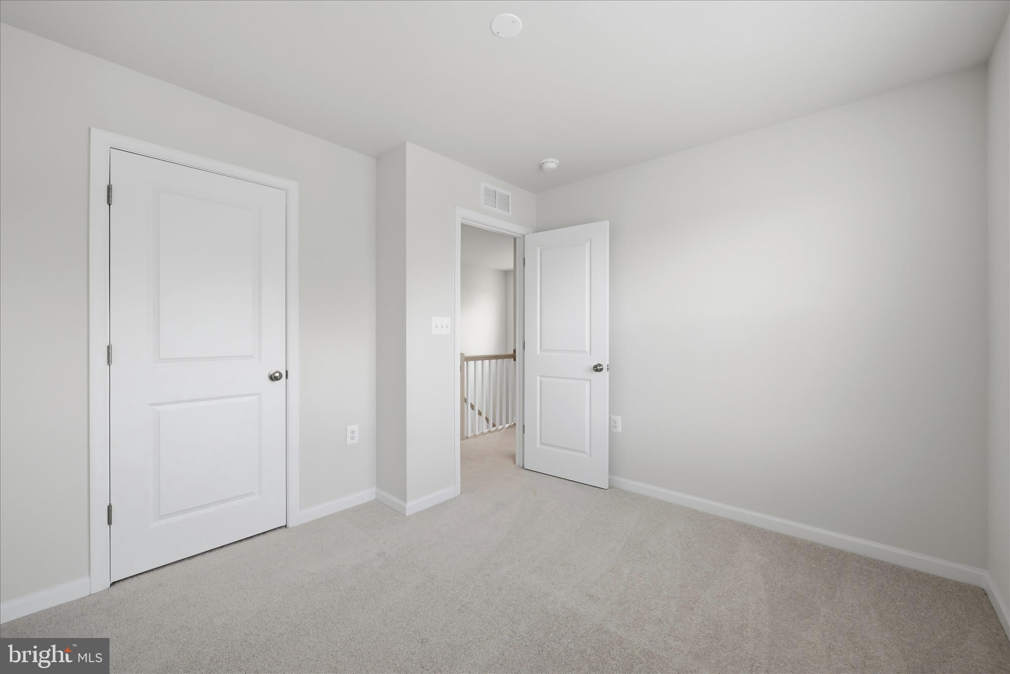 PRESIDENTS POINTE - Residential