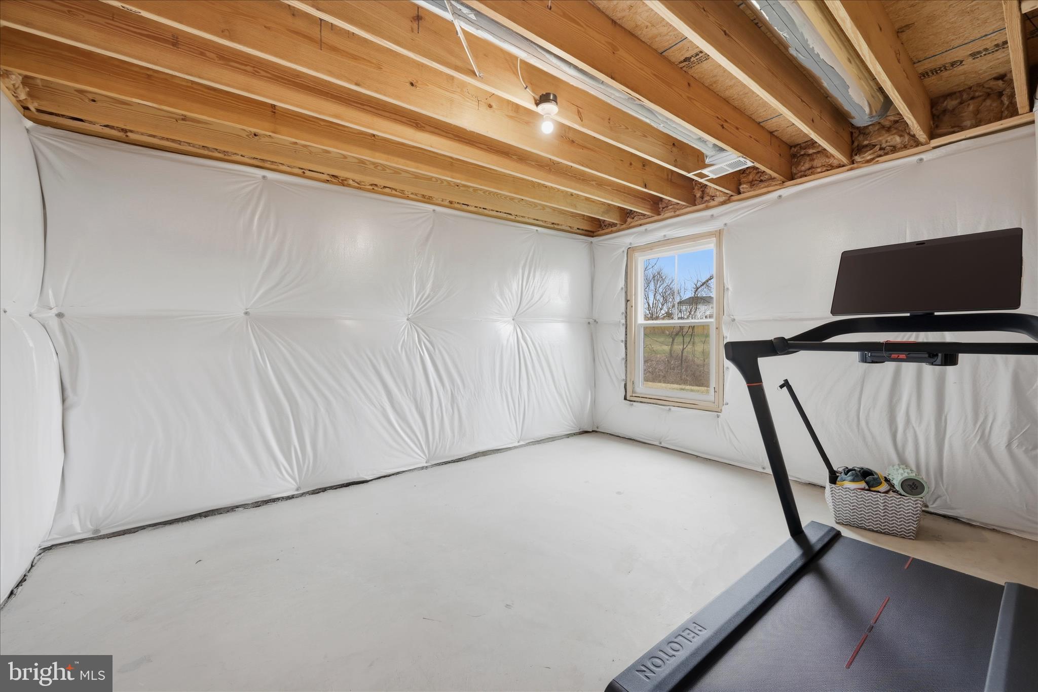 PRESIDENTS POINTE - Residential