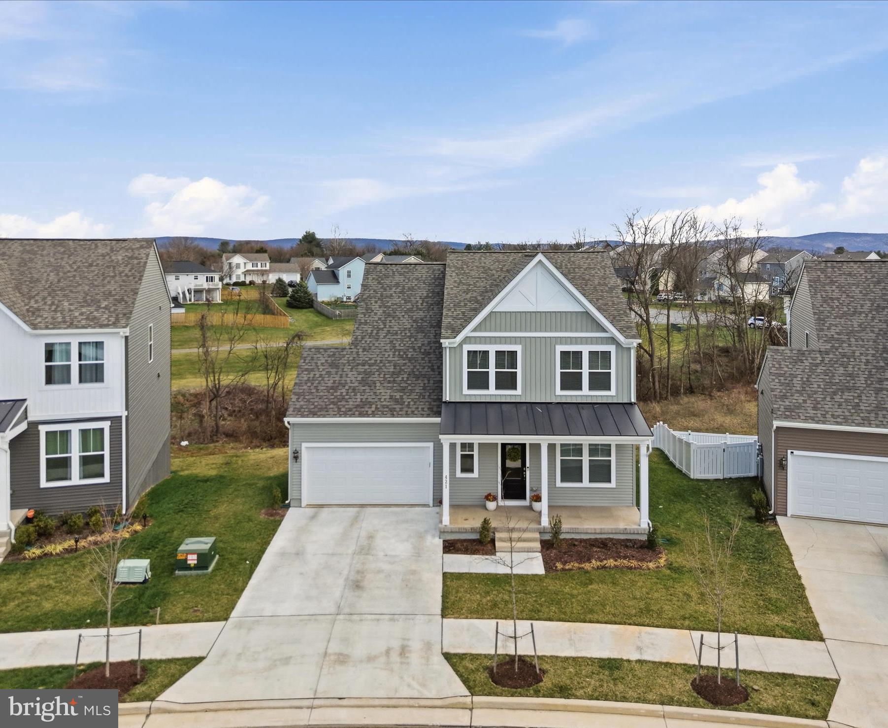 PRESIDENTS POINTE - Residential