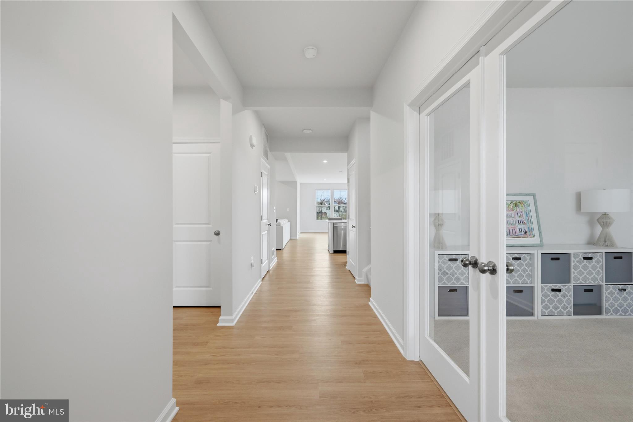 PRESIDENTS POINTE - Residential