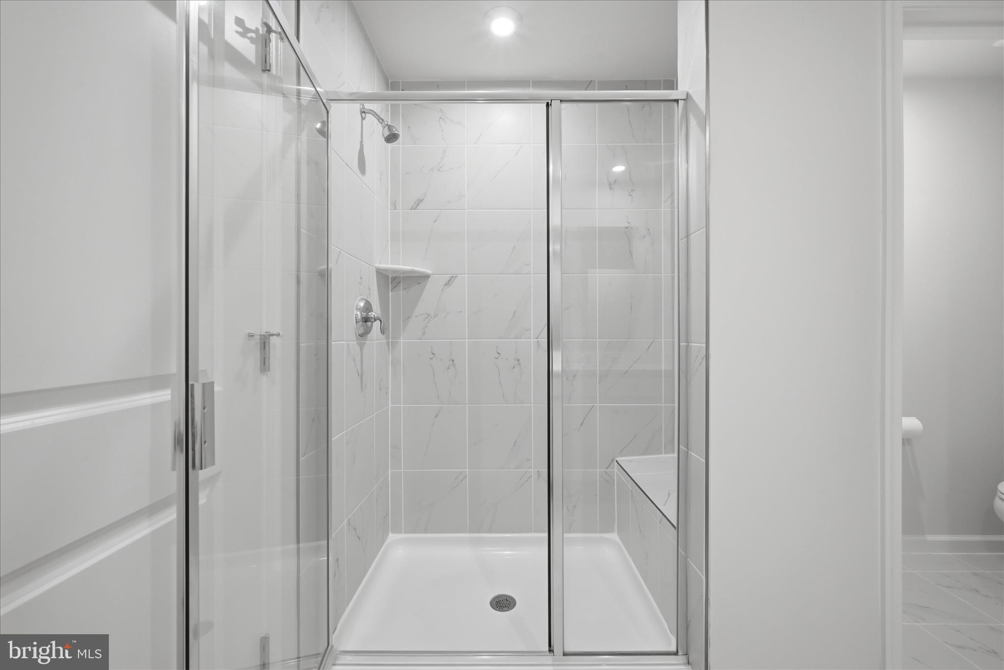 PRESIDENTS POINTE - Residential