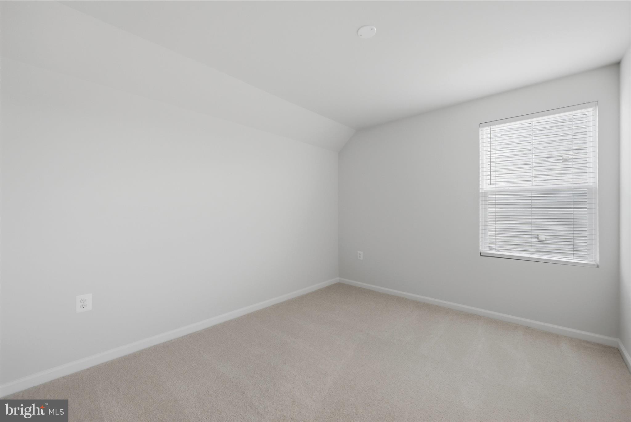 PRESIDENTS POINTE - Residential