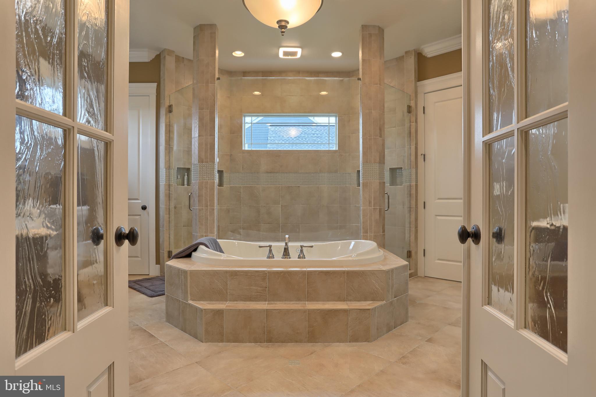 WILLOW CREEK FARMS - Residential