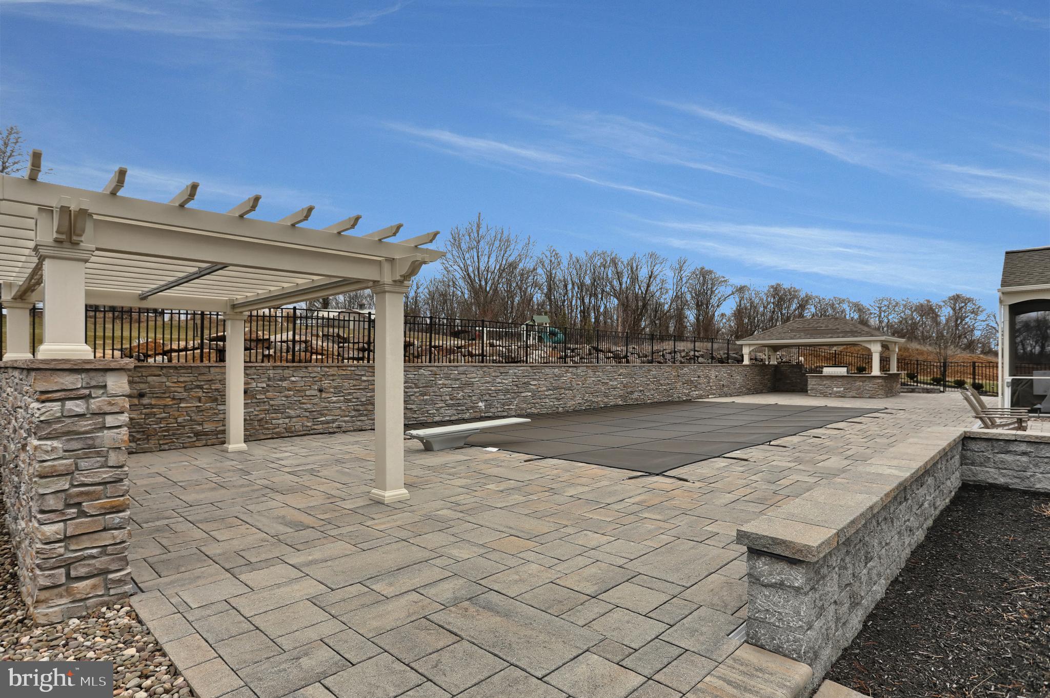 WILLOW CREEK FARMS - Residential