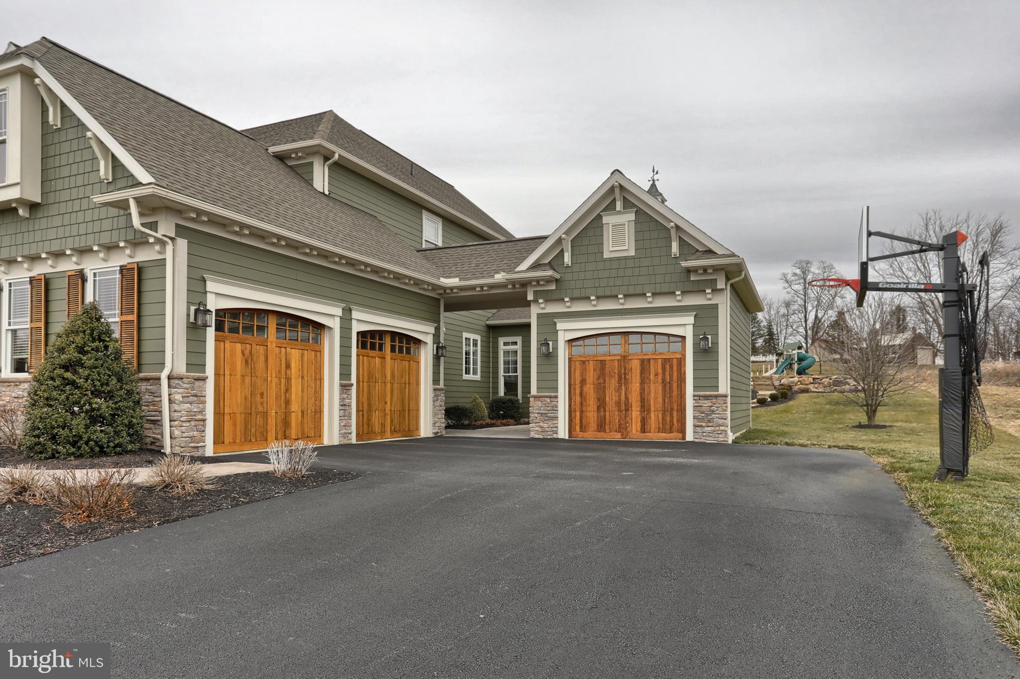 WILLOW CREEK FARMS - Residential