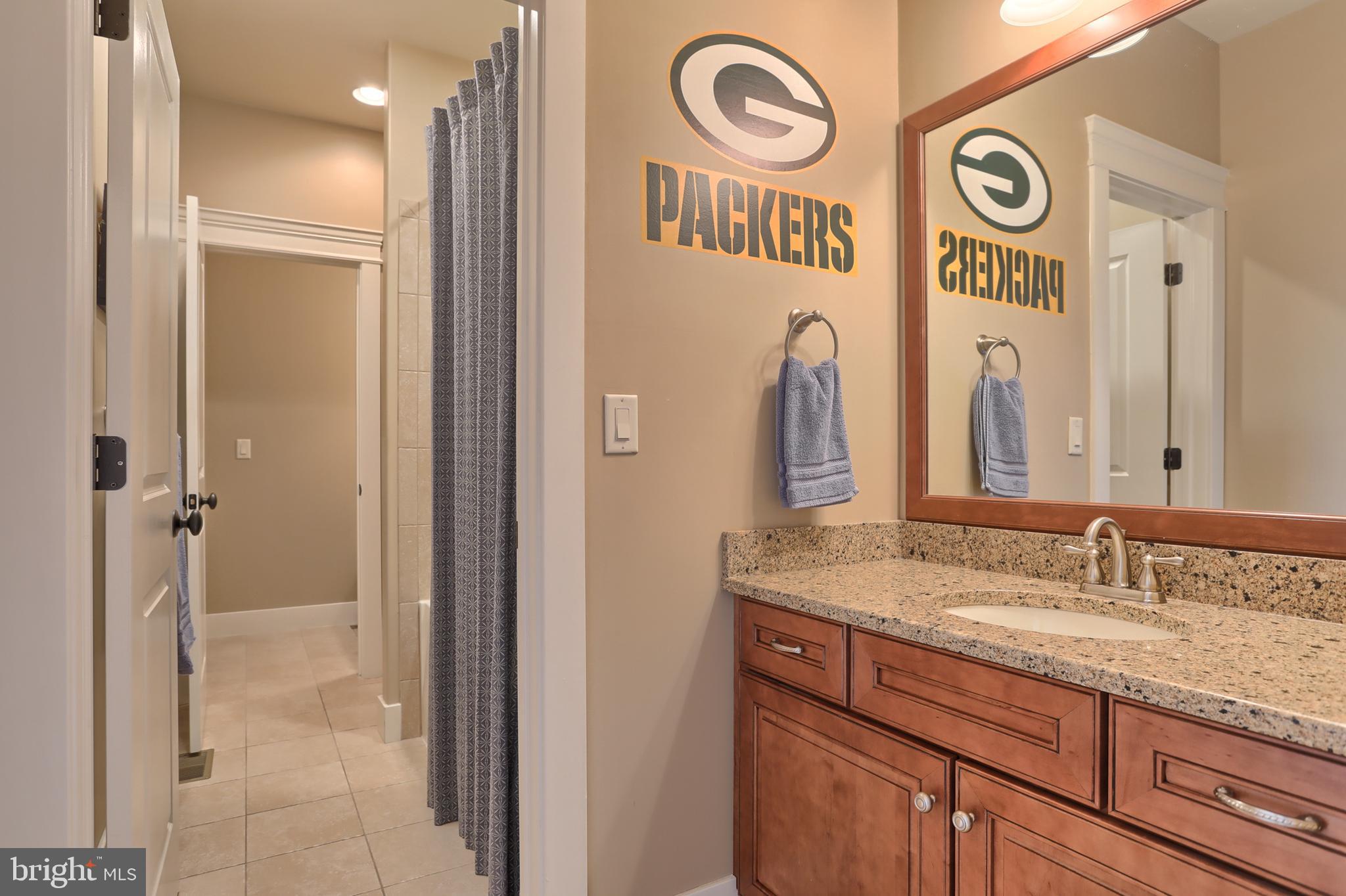 WILLOW CREEK FARMS - Residential