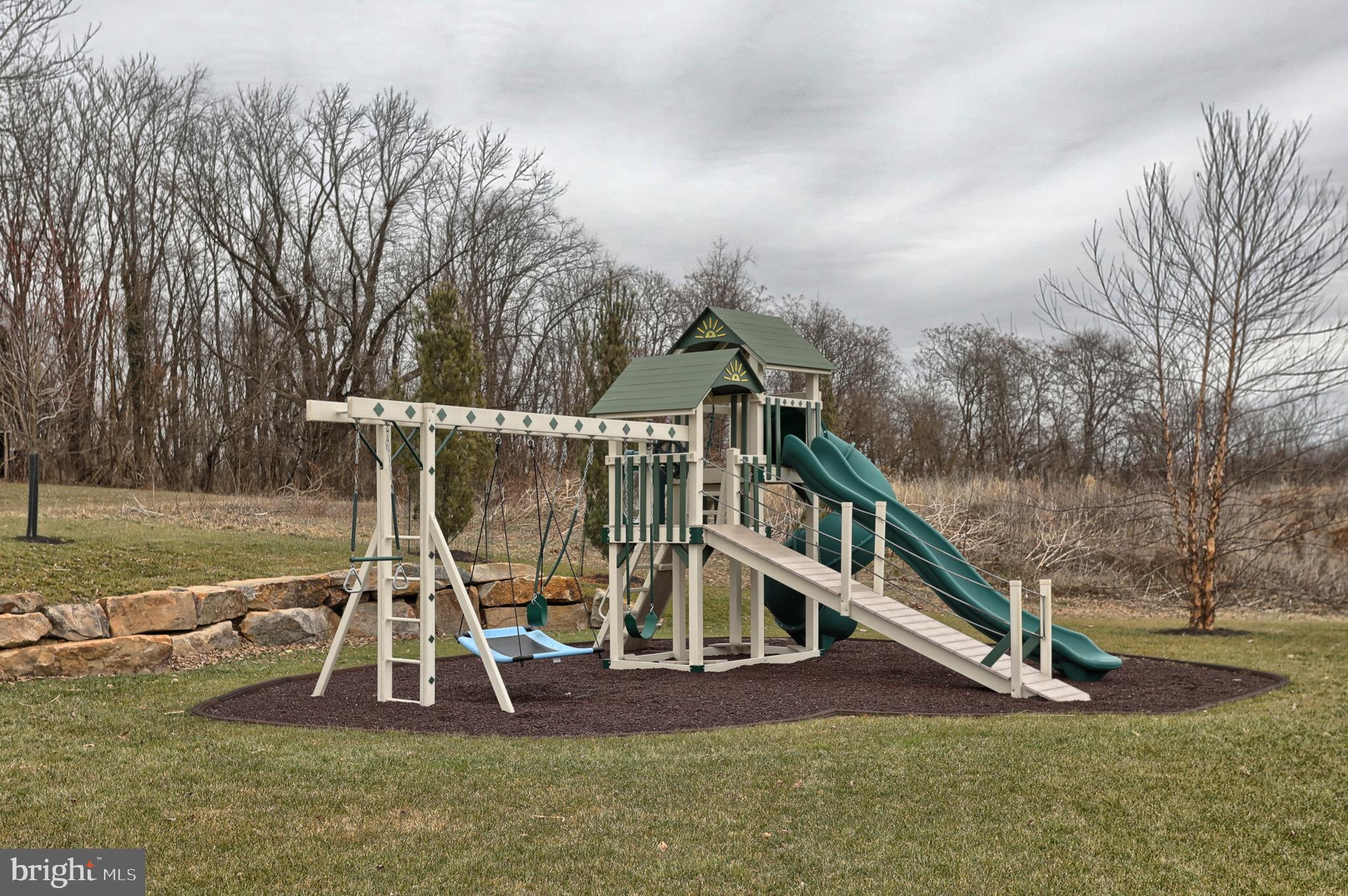 WILLOW CREEK FARMS - Residential