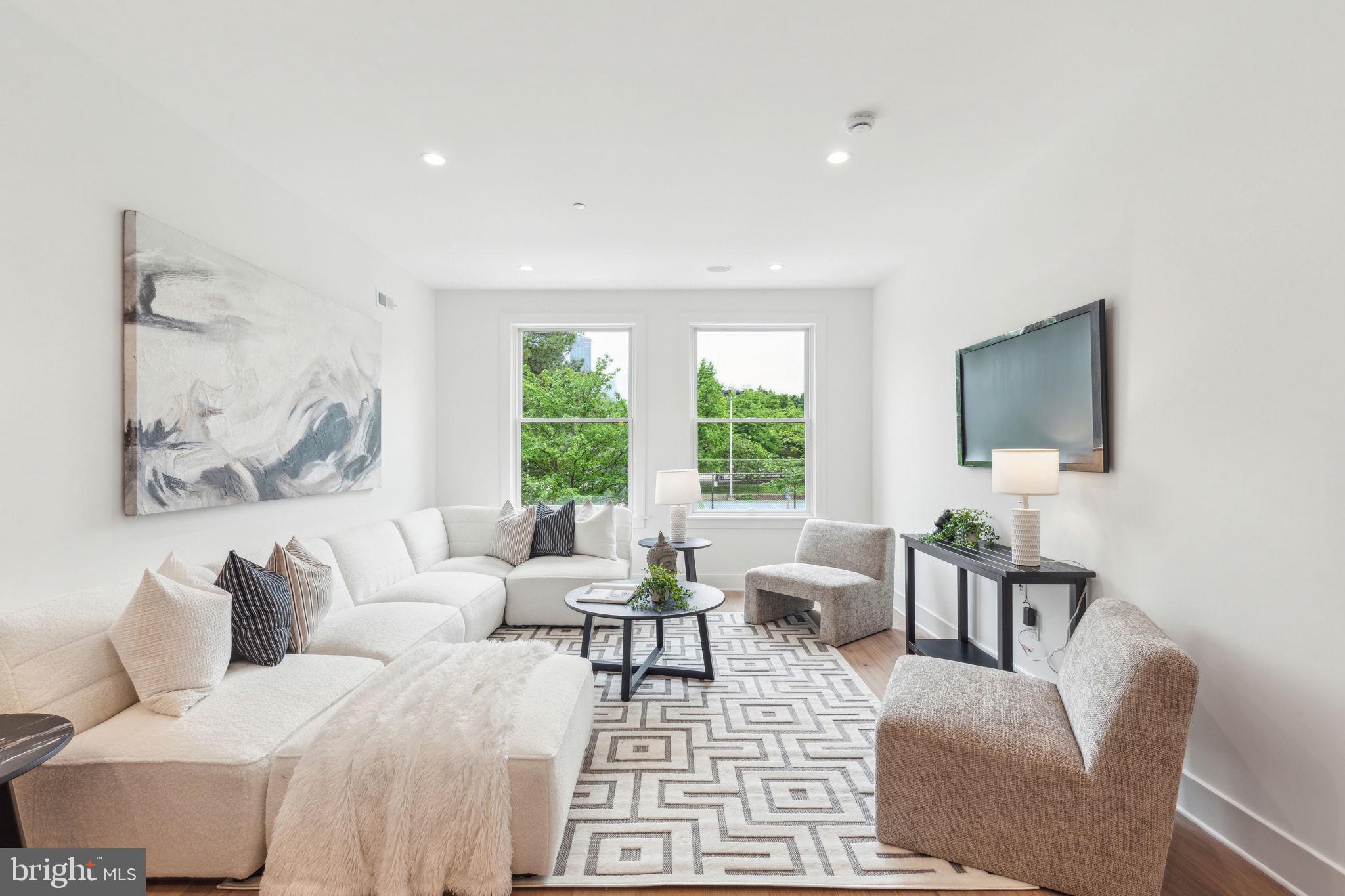 FITLER SQUARE - Residential