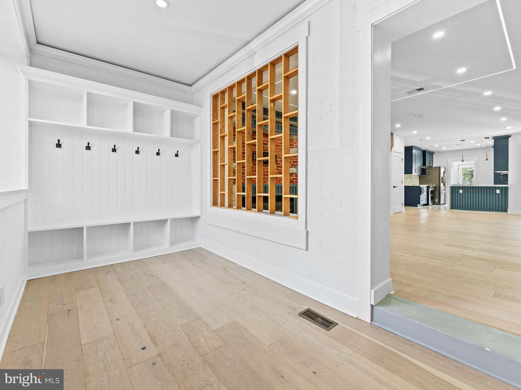 612 S 51ST STREET