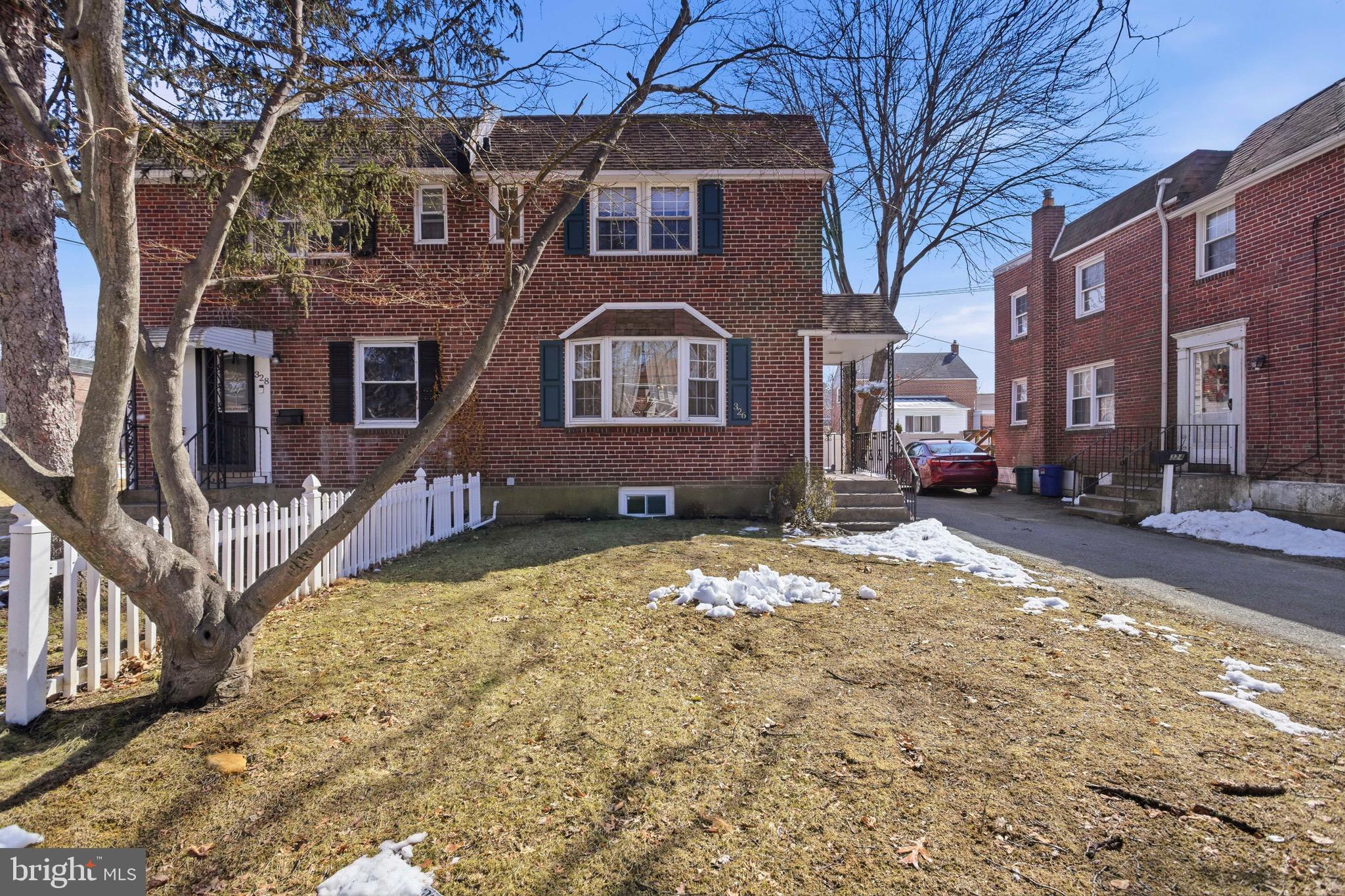 326 E RODGERS STREET