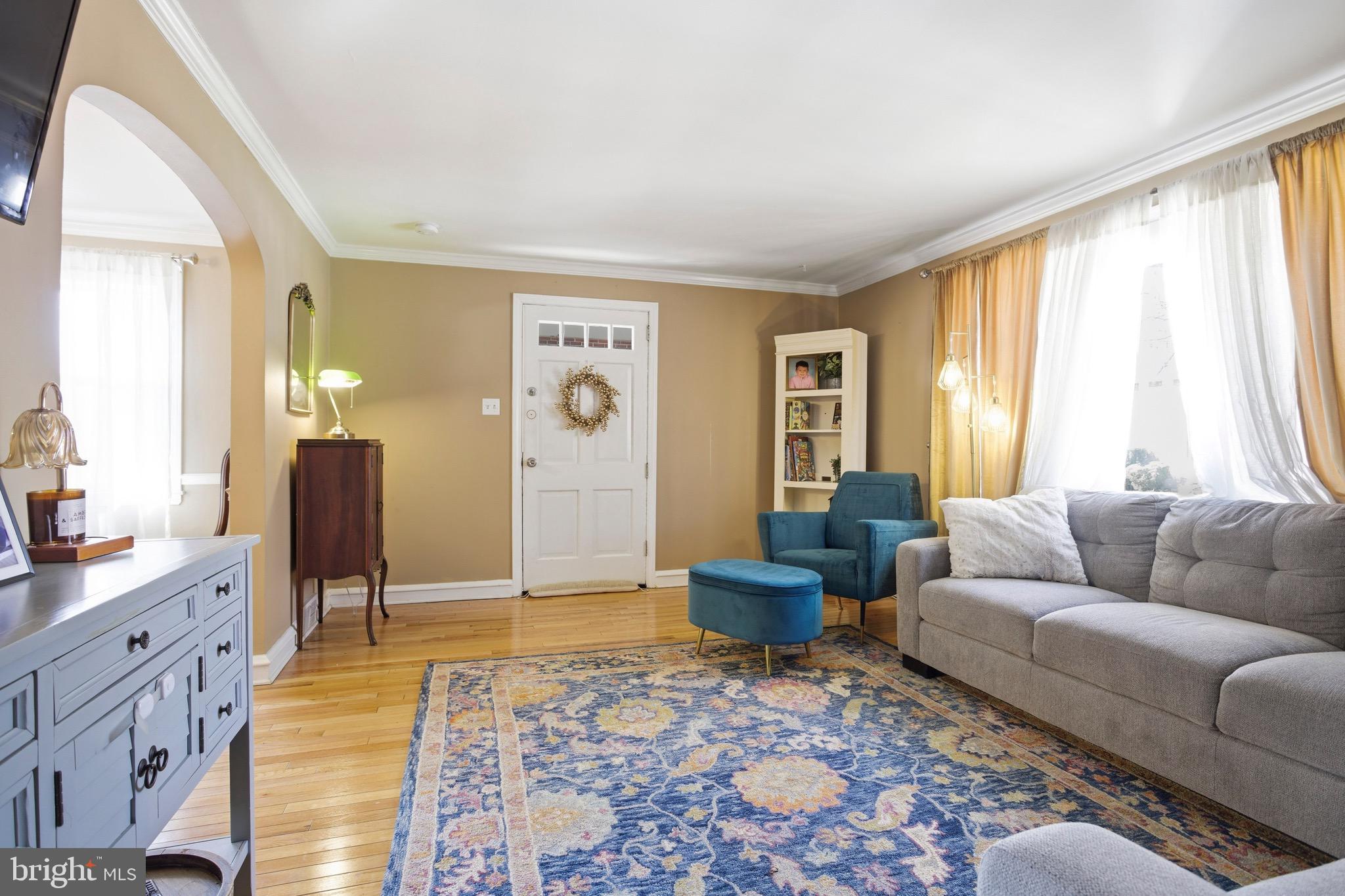 326 E RODGERS STREET