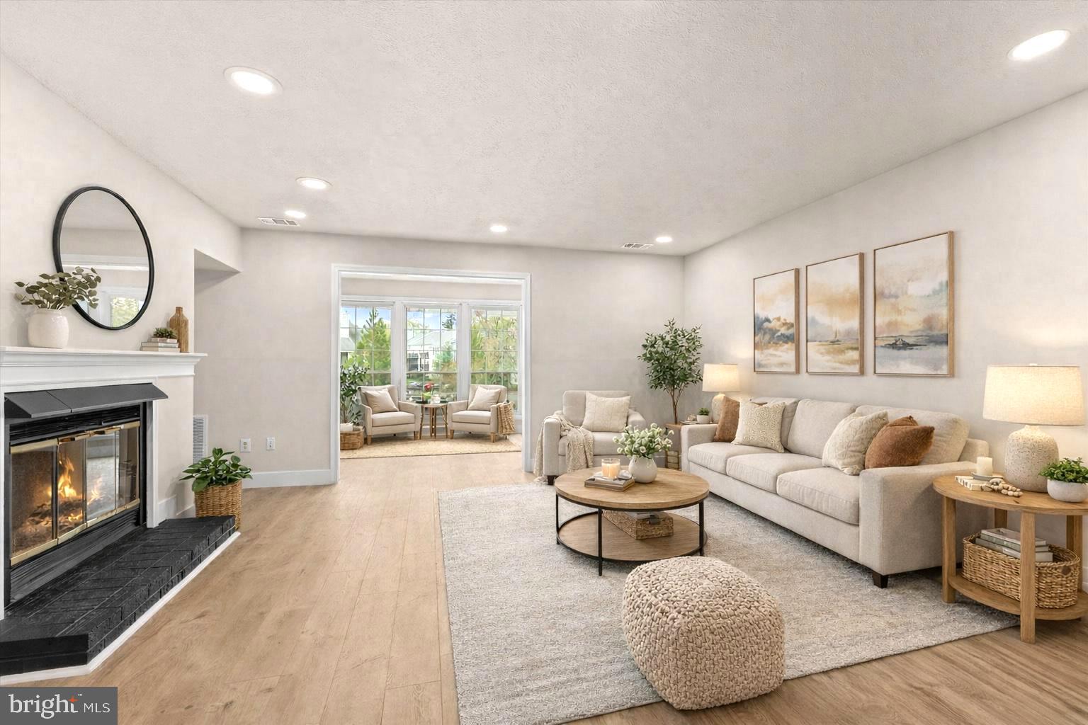 THE OAKTON - Residential Lease