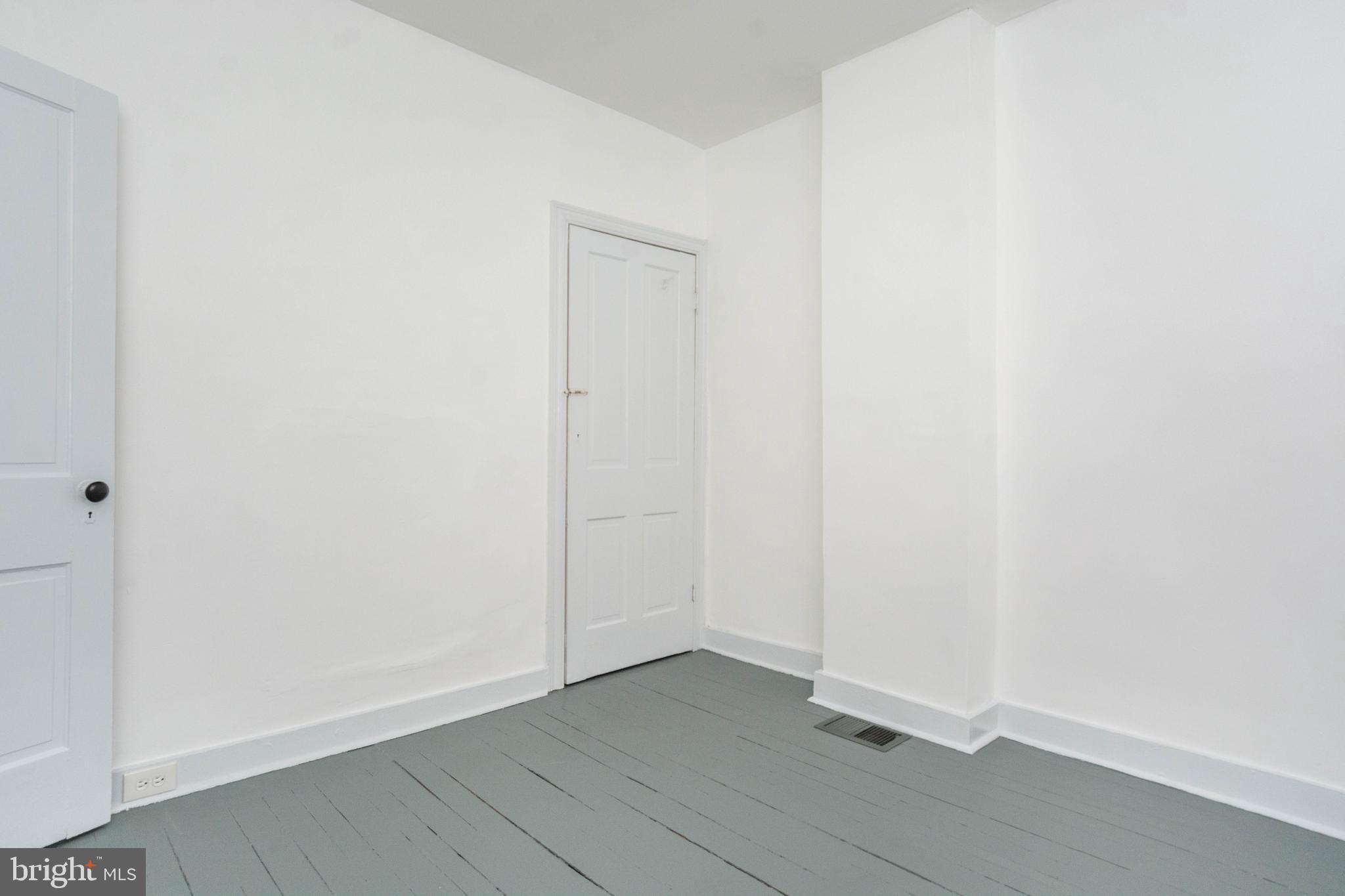 HAMPDEN HISTORIC DISTRICT - Residential