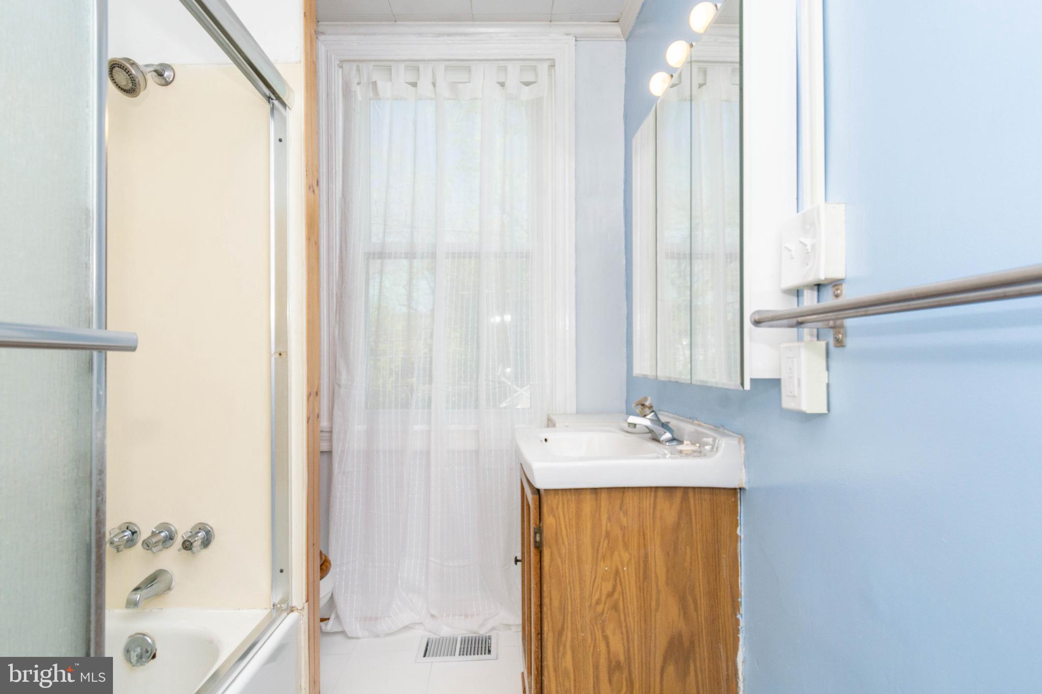 HAMPDEN HISTORIC DISTRICT - Residential