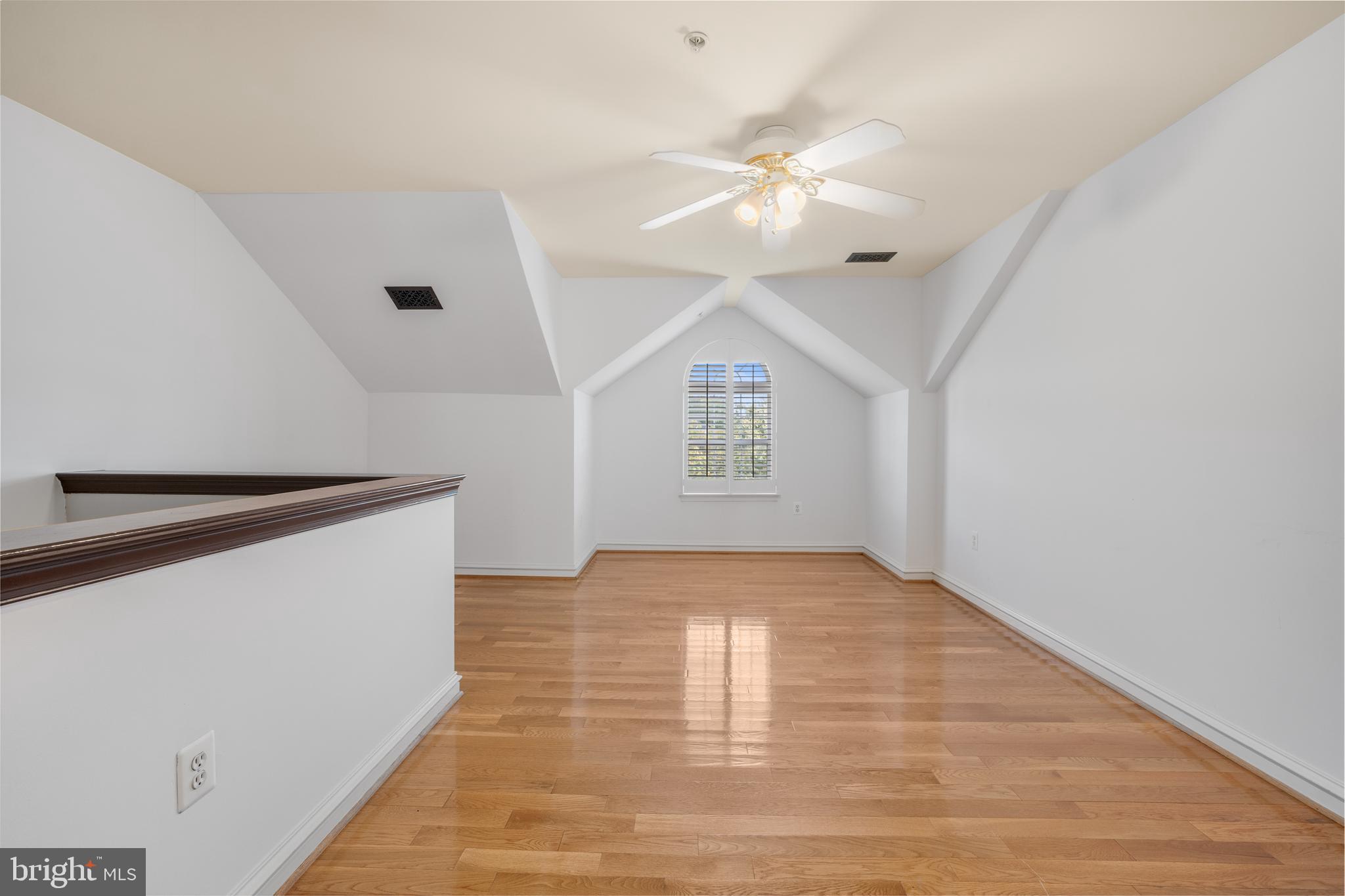 CAMERON STATION - Residential