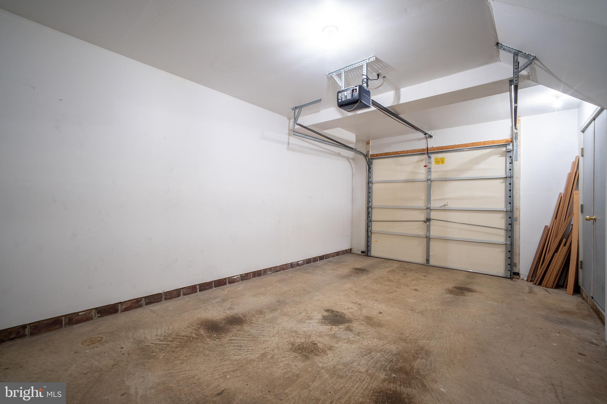 CAMERON STATION - Residential