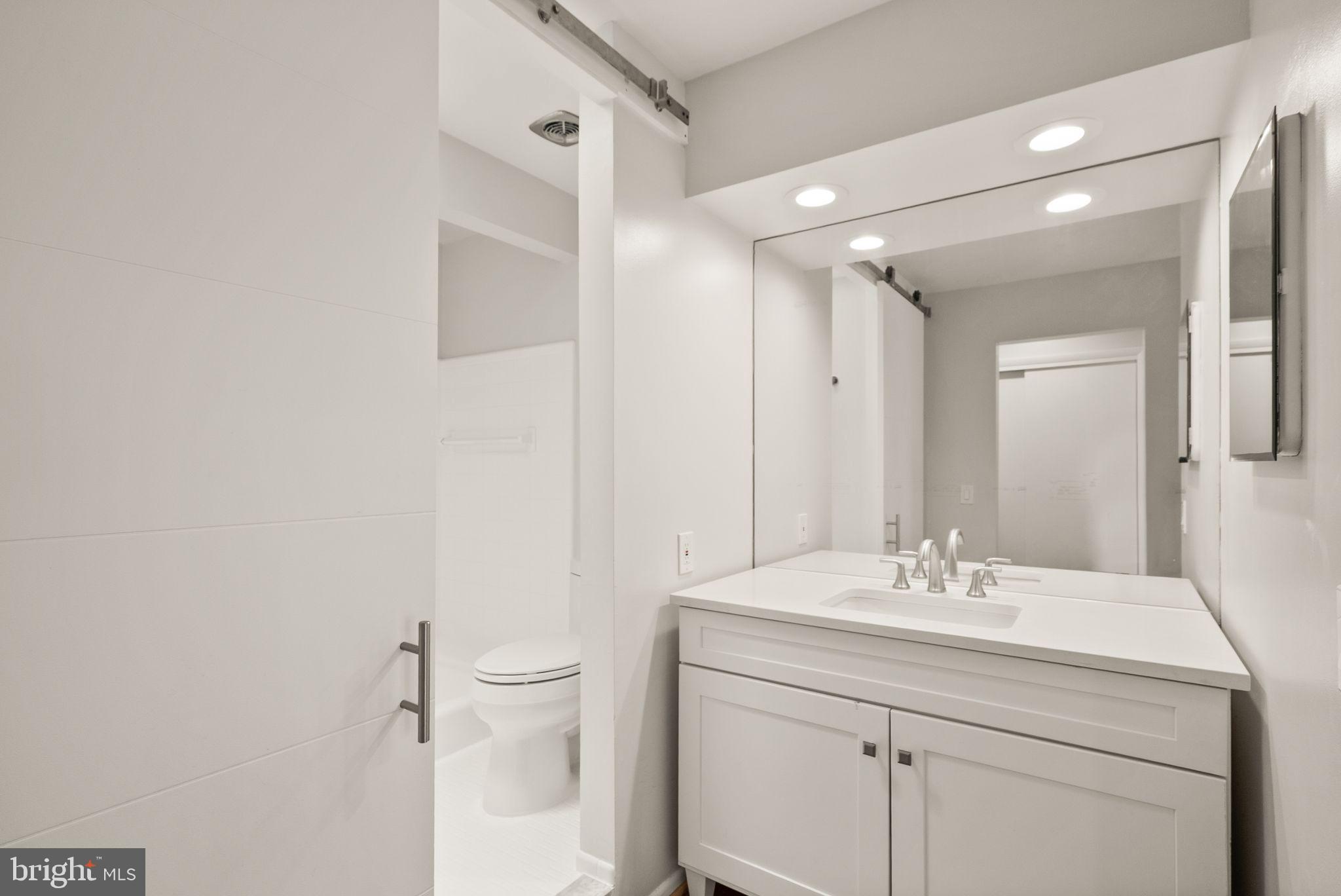 TANTALLON ON THE POTOMAC - Residential