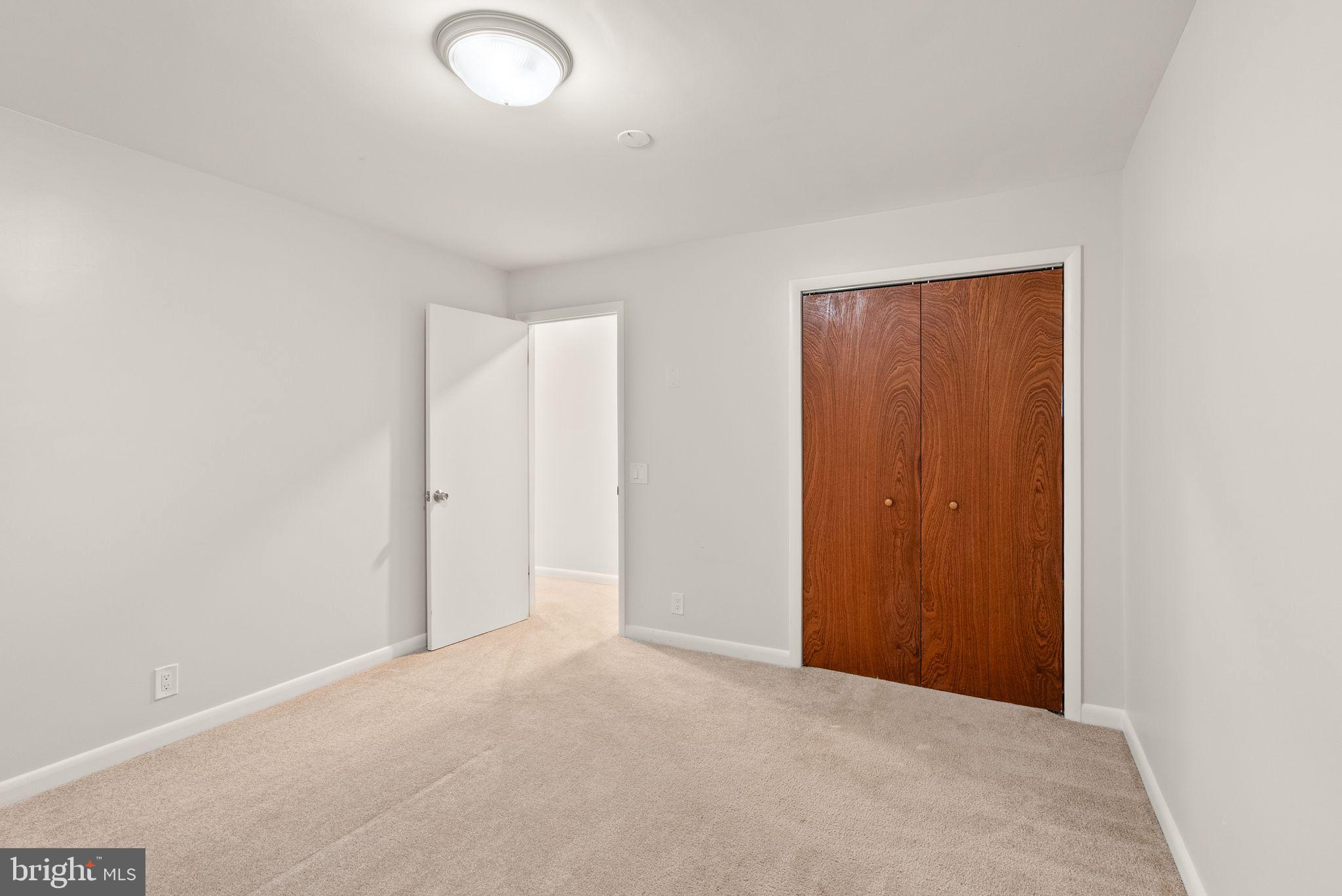 TANTALLON ON THE POTOMAC - Residential