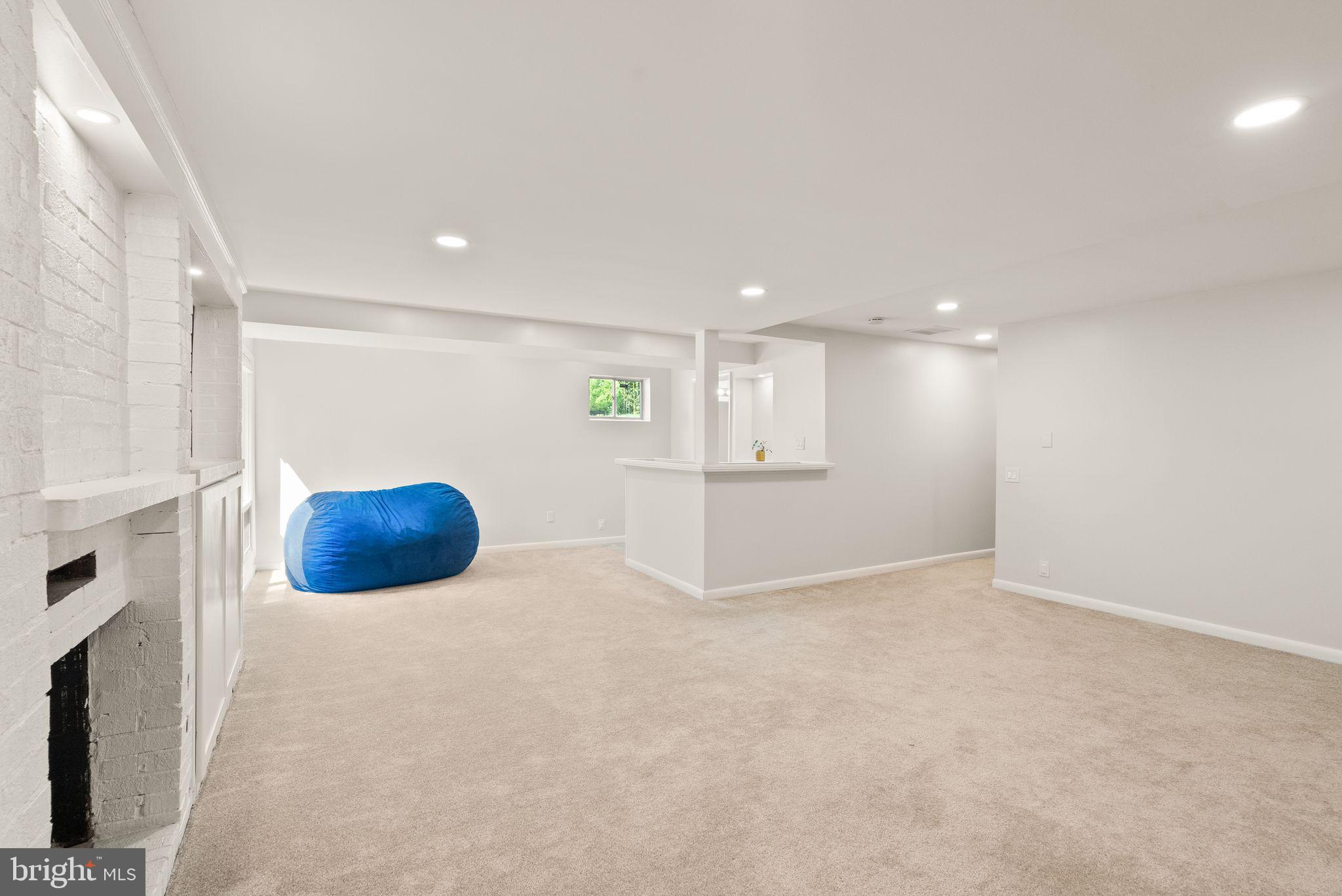 TANTALLON ON THE POTOMAC - Residential