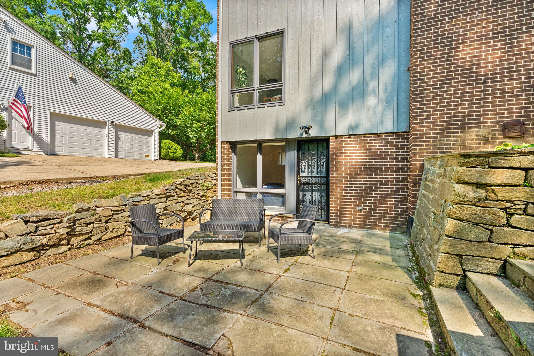 TANTALLON ON THE POTOMAC - Residential